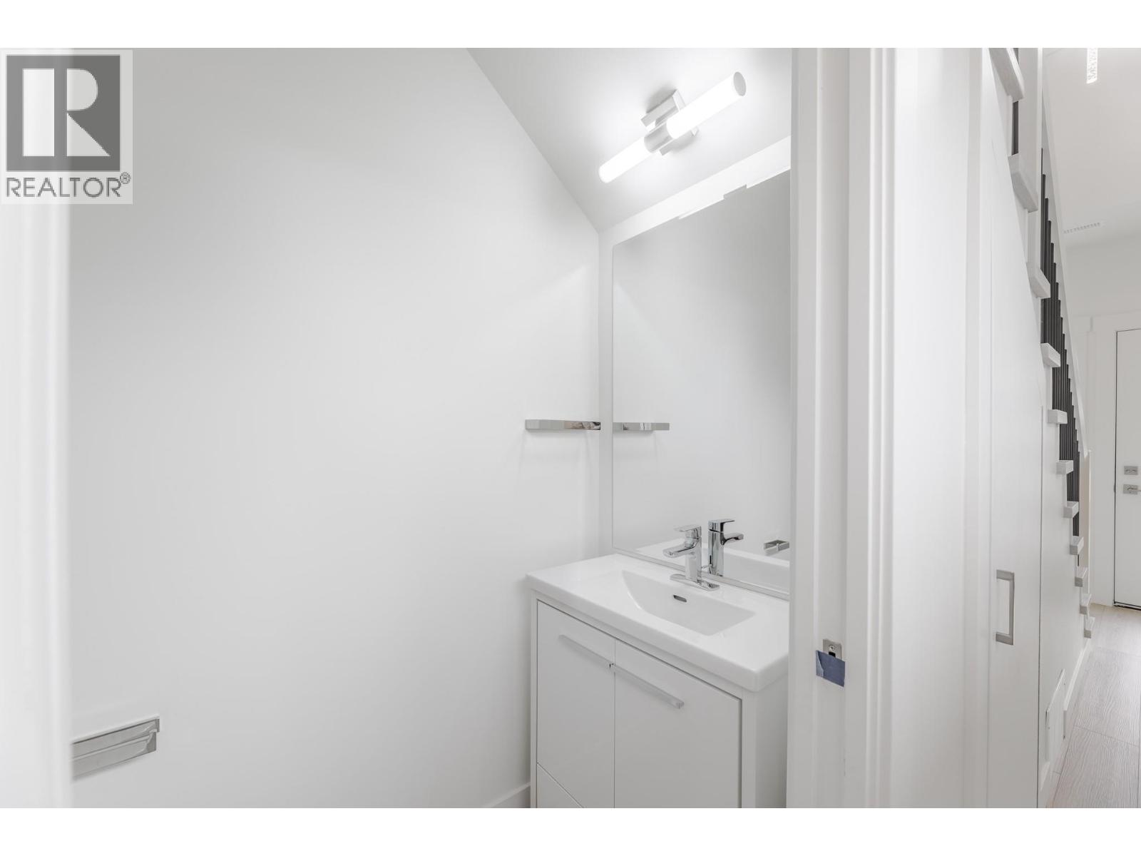 396 11th Avenue, Keremeos, British Columbia  V0X 1N3 - Photo 8 - 10377859