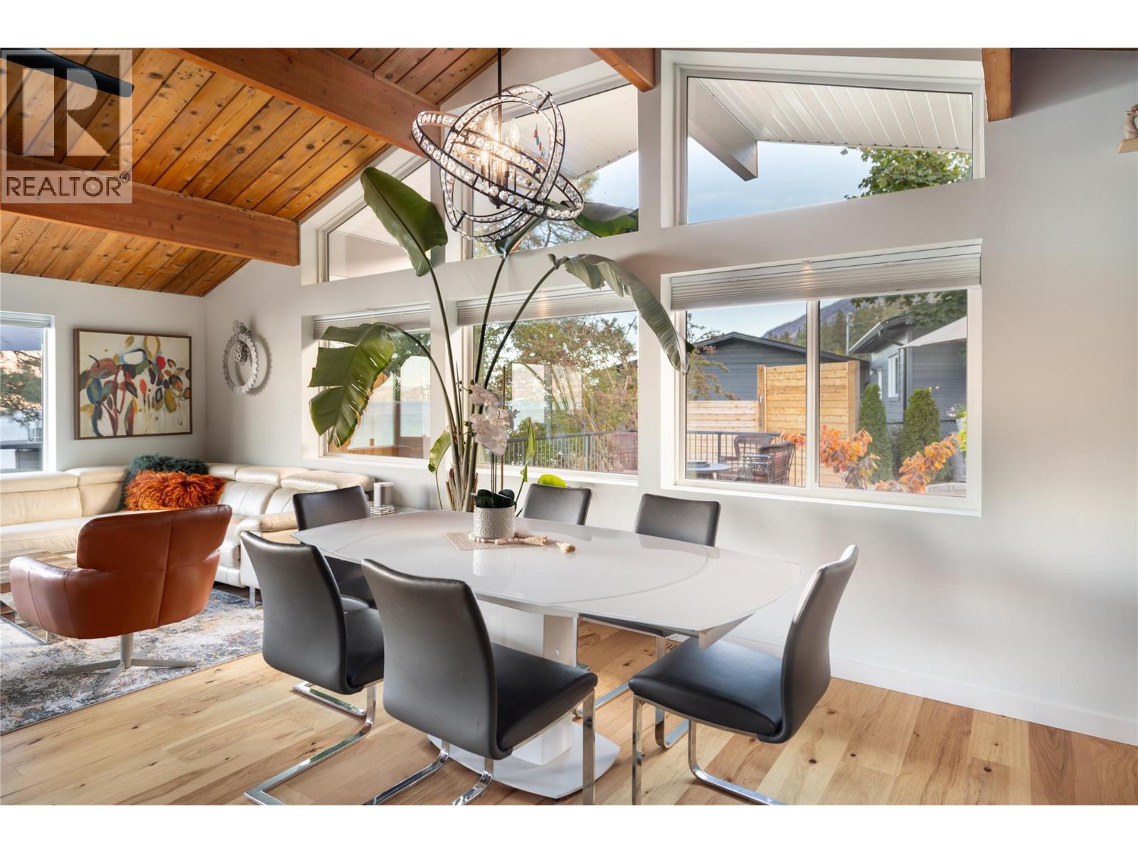 7192 Brent Road, Peachland, British Columbia  V0H 1X7 - Photo 10 - 10377698