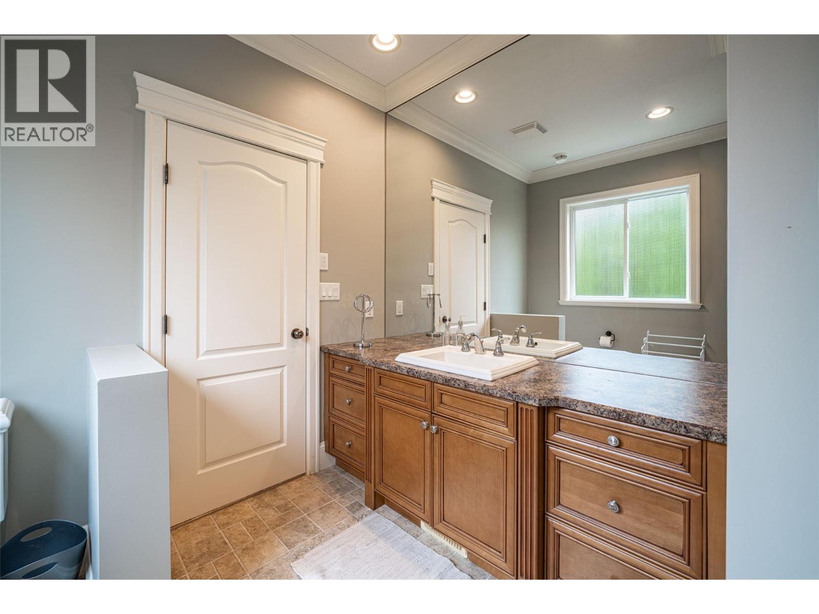 2540 Colony Street, Armstrong, British Columbia  V4Y 0H6 - Photo 30 - 10372448