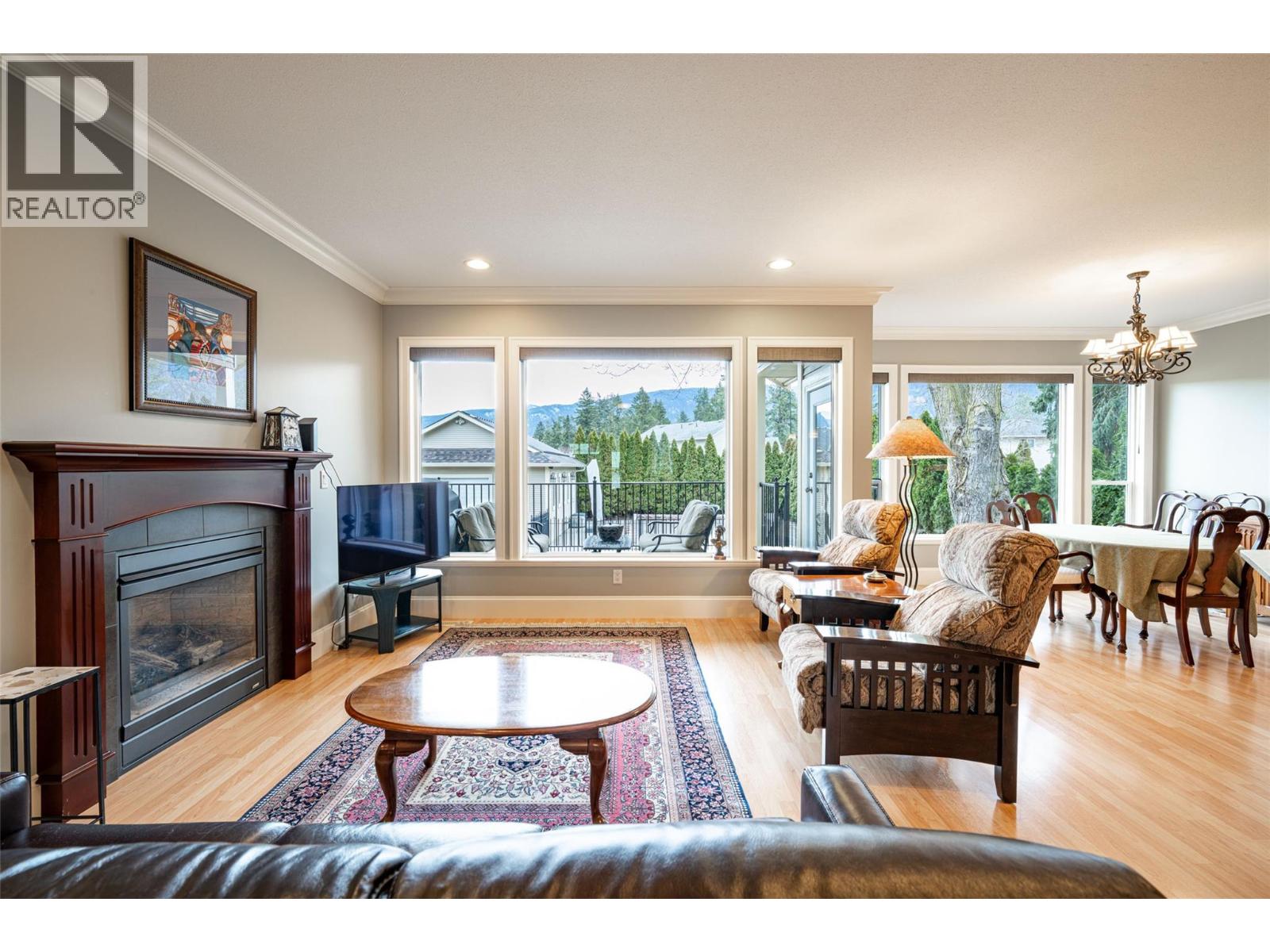 2540 Colony Street, Armstrong, British Columbia  V4Y 0H6 - Photo 9 - 10372448