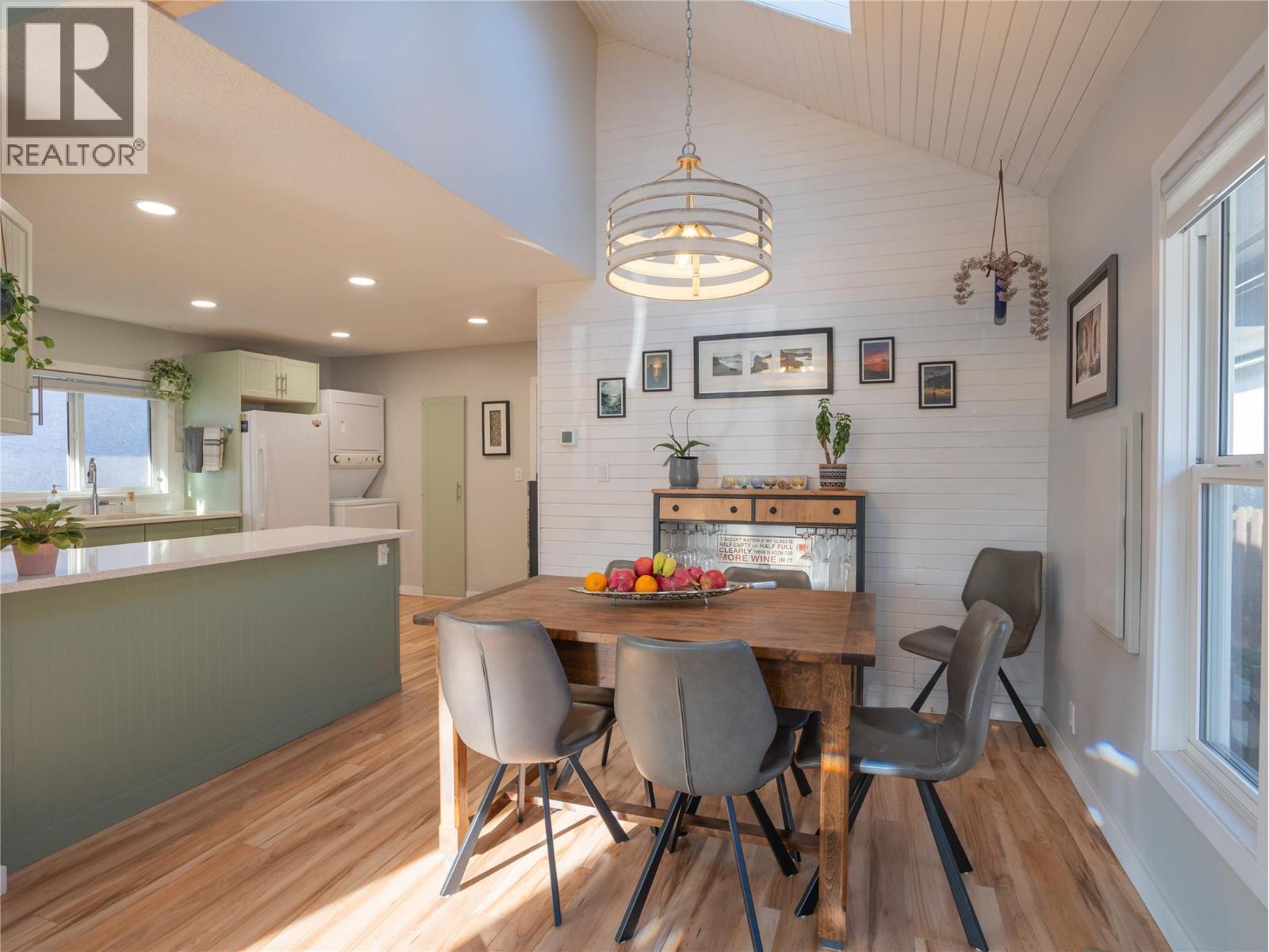 505 Rene Avenue, Penticton, British Columbia  V2A 1P1 - Photo 7 - 10377684