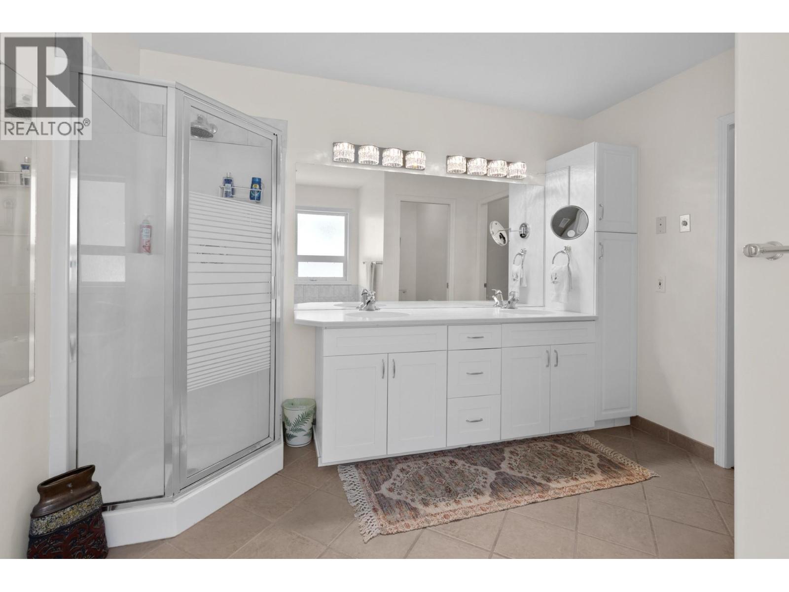 705 Royal Pine Drive, Kelowna, British Columbia  V1Y 9G2 - Photo 32 - 10376526