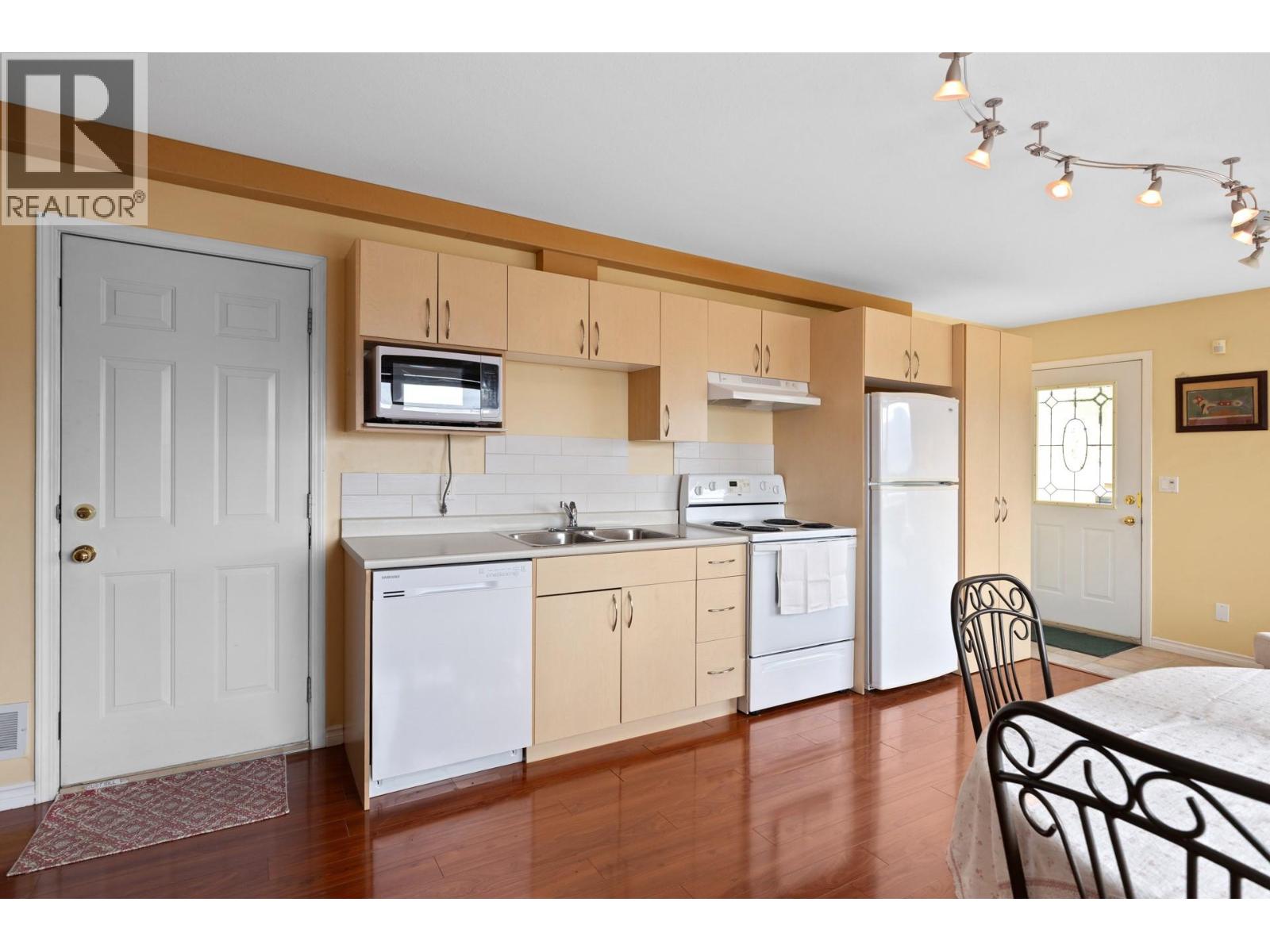 705 Royal Pine Drive, Kelowna, British Columbia  V1Y 9G2 - Photo 45 - 10376526