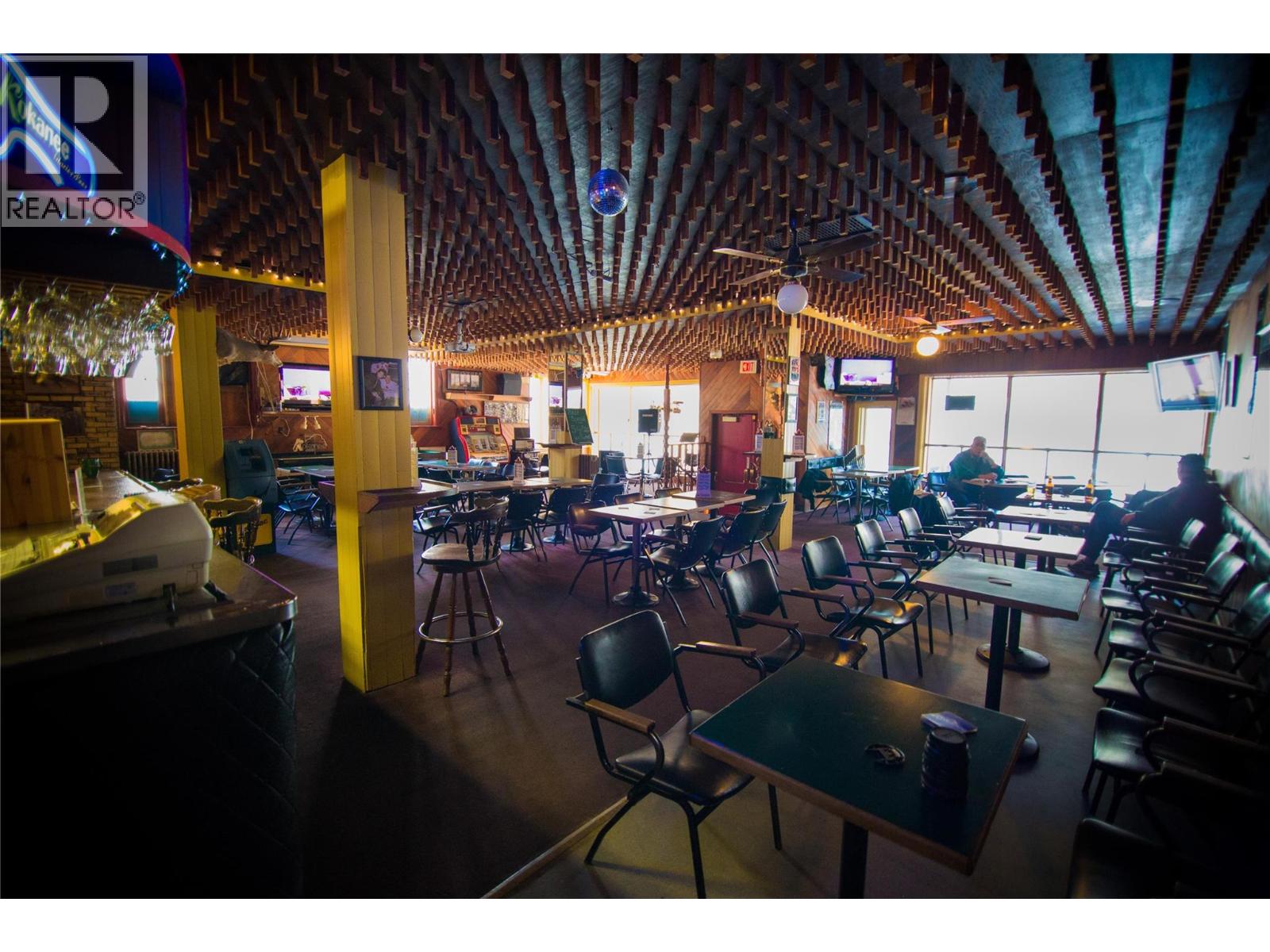 764 Rossland Avenue, Trail, British Columbia  V1R 3N3 - Photo 8 - 10377862