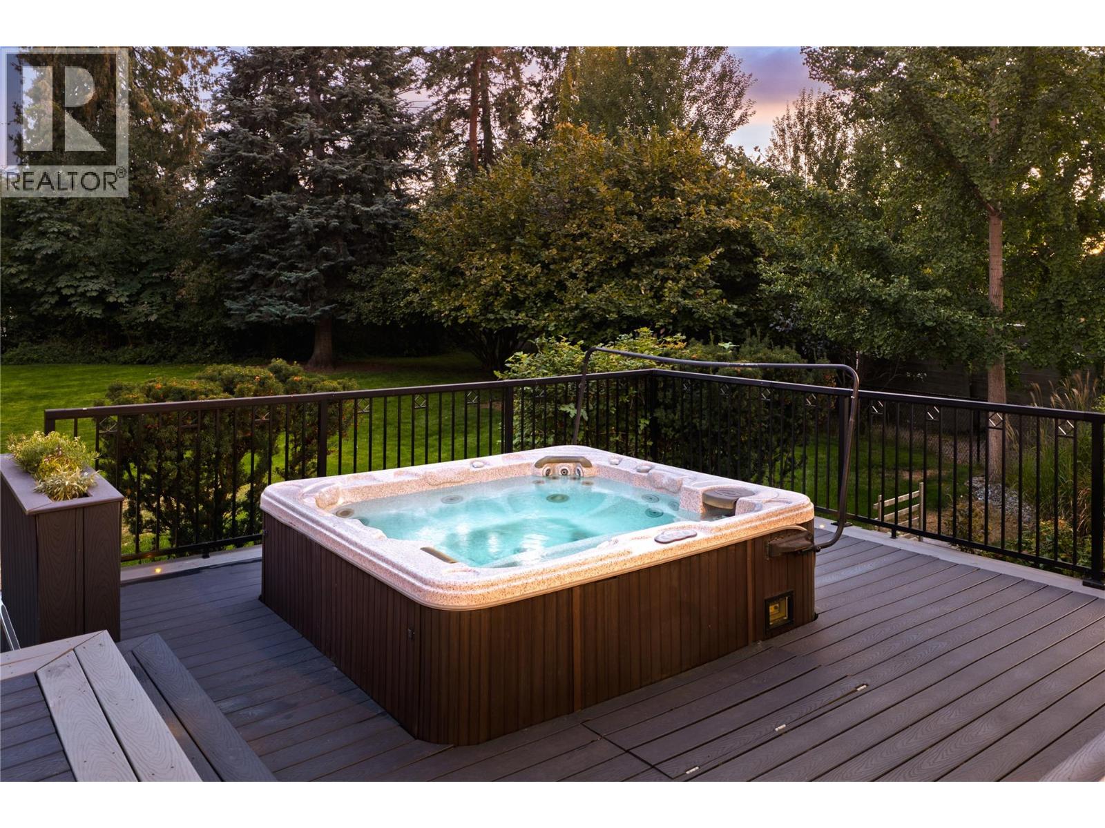 529 Knowles Road, Kelowna, British Columbia  V1W 1H4 - Photo 18 - 10376490