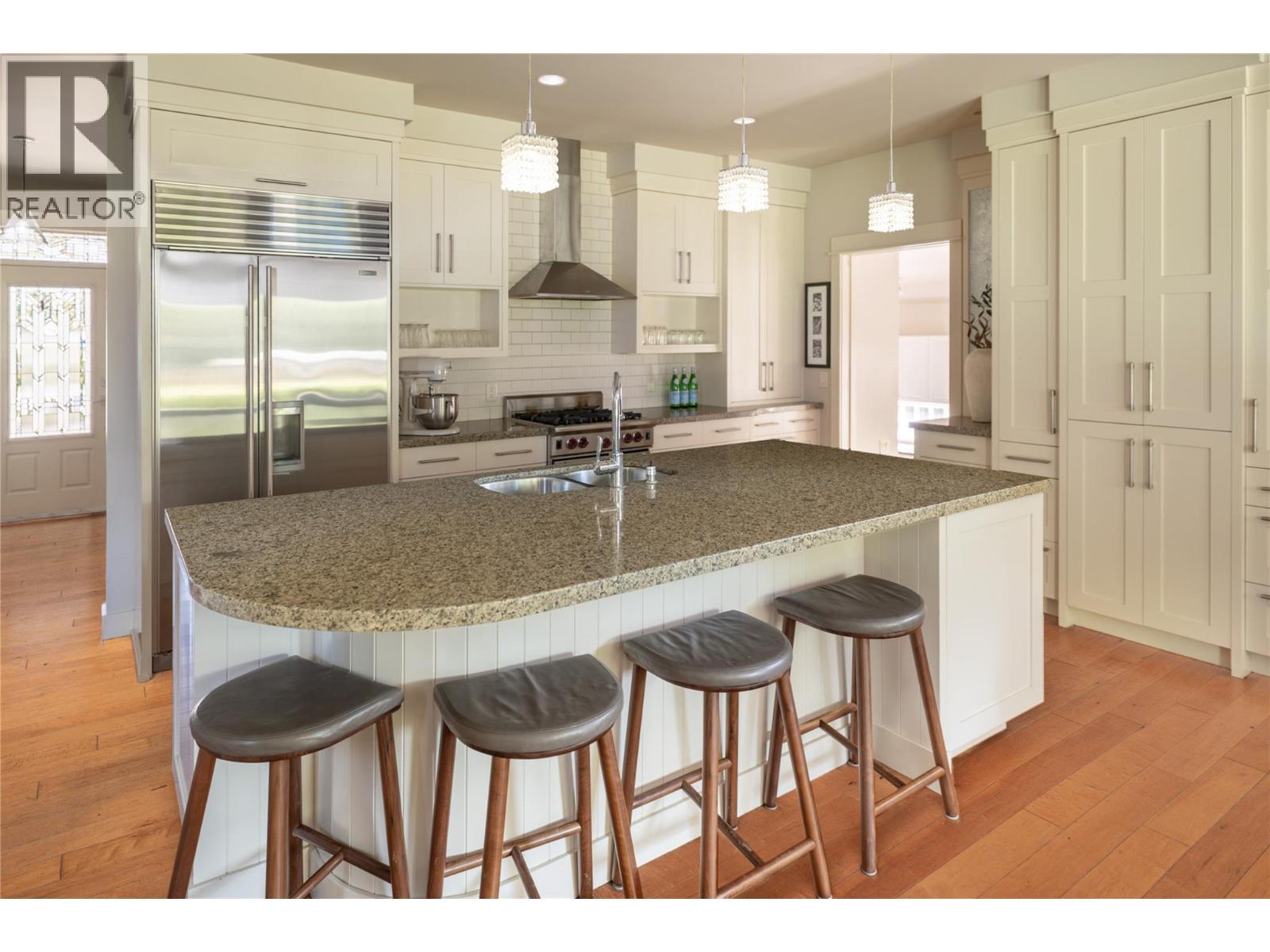 529 Knowles Road, Kelowna, British Columbia  V1W 1H4 - Photo 5 - 10376490