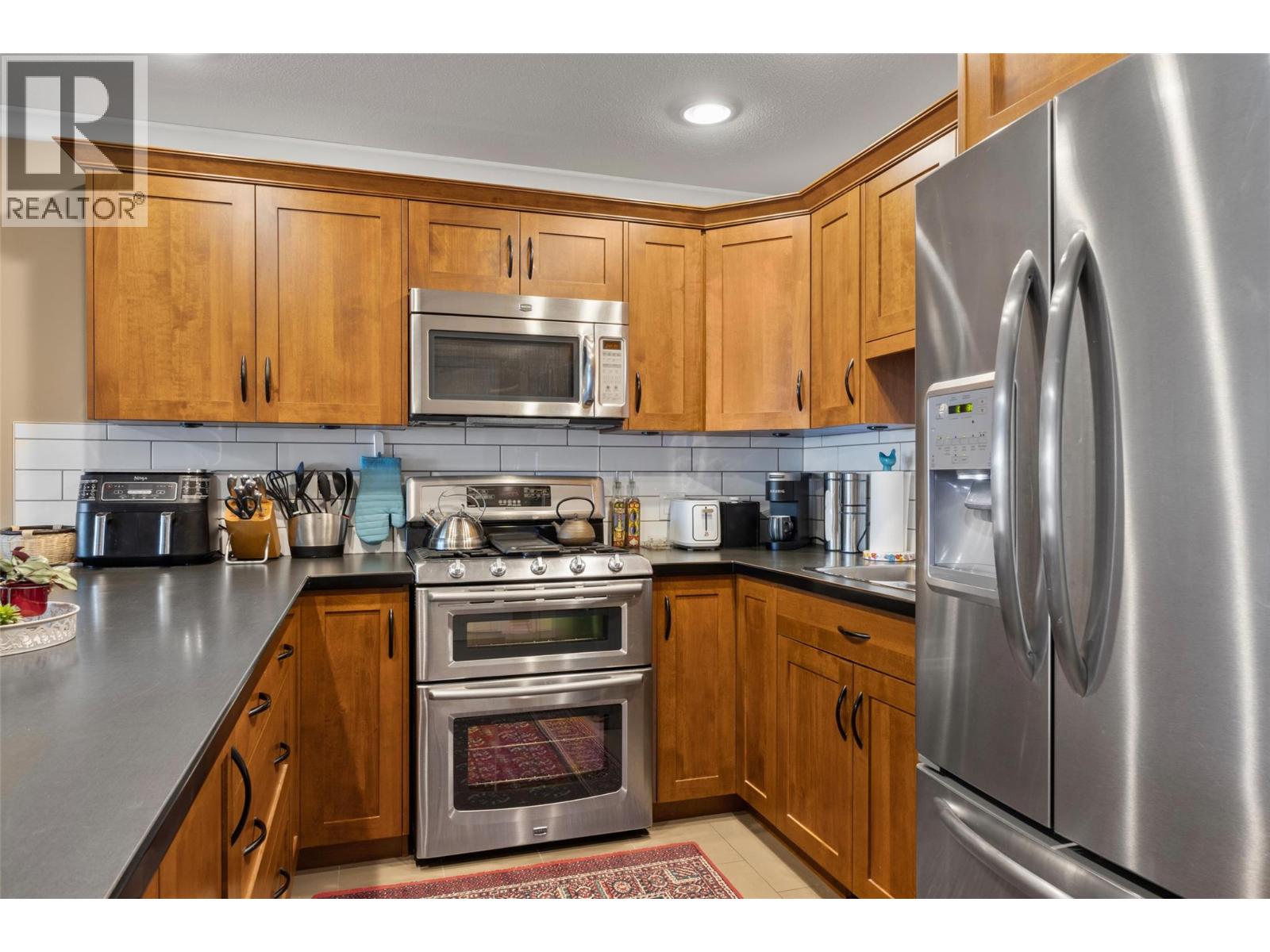 2365 Abbeyglen Way Unit# 31, Kamloops, British Columbia  V1S 1Y3 - Photo 40 - 10377857