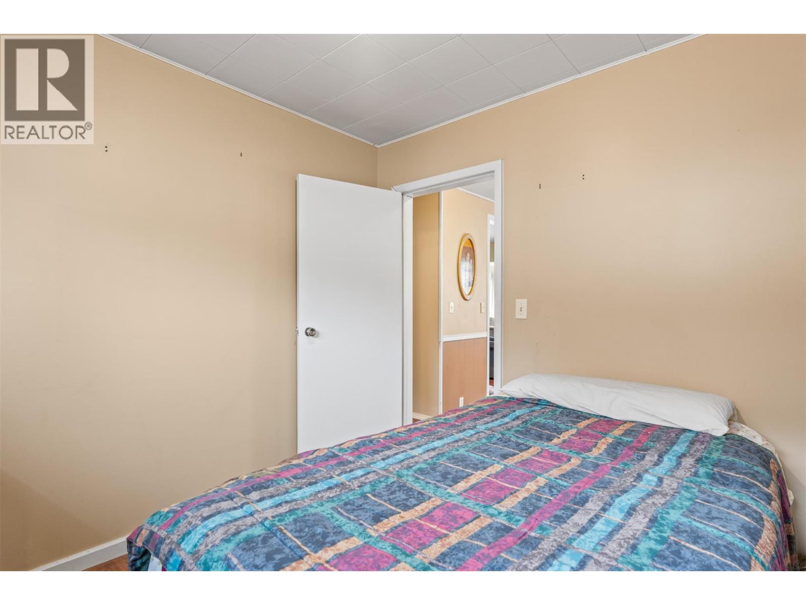 5714 Ponderosa Road, Falkland, British Columbia  V0E 1W0 - Photo 18 - 10377796