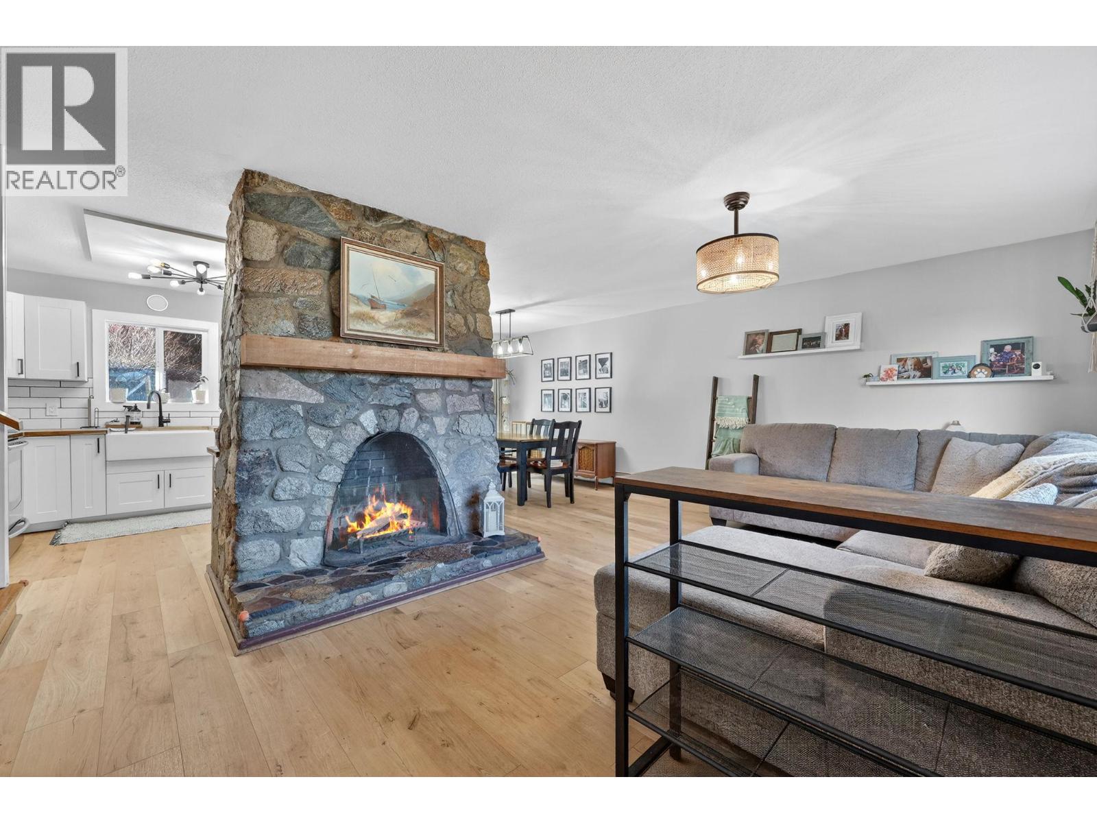 7312 Fintry Delta Road, Kelowna, British Columbia  V1Z 3V2 - Photo 5 - 10377764