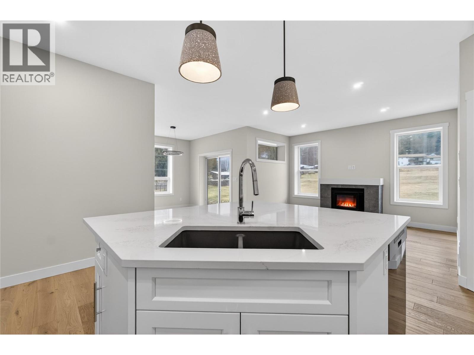 1840 10 Street Sw Unit# 22, Salmon Arm, British Columbia  V1E 0H2 - Photo 10 - 10377662