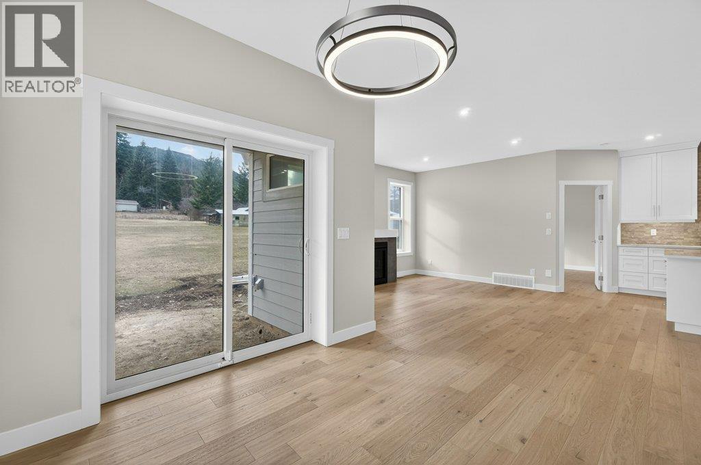 1840 10 Street Sw Unit# 22, Salmon Arm, British Columbia  V1E 0H2 - Photo 12 - 10377662