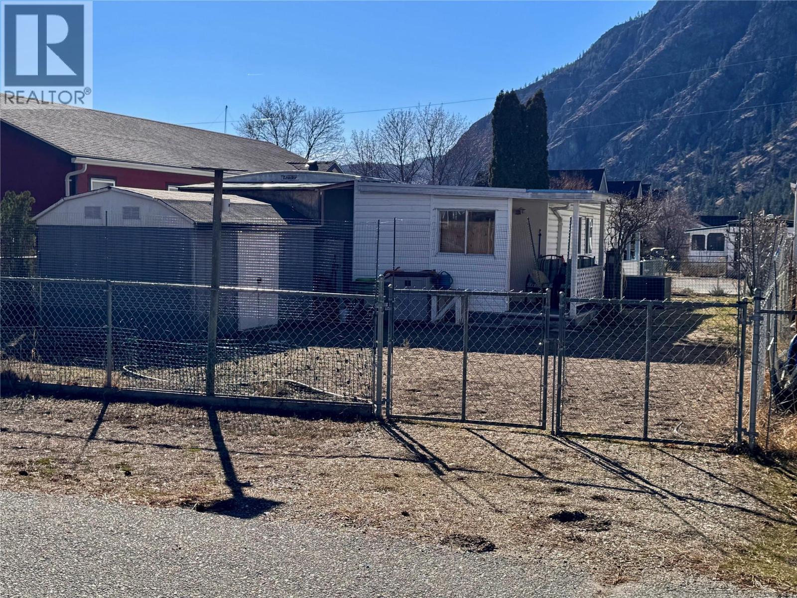 1302 Cedar Street Unit# 6, Okanagan Falls, British Columbia  V0H 1R4 - Photo 33 - 10377563