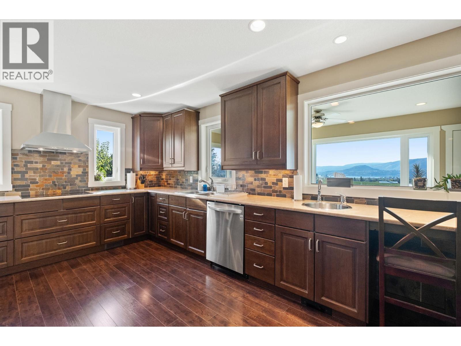 3769 Spiers Road, Kelowna, British Columbia  V1W 4B1 - Photo 25 - 10377454