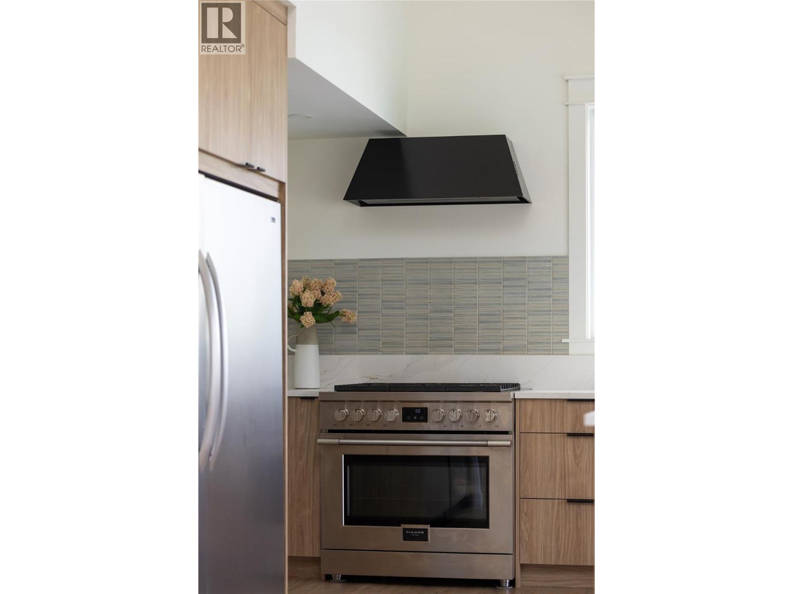 16904 Gatzke Road, Lake Country, British Columbia  V4V 2J1 - Photo 10 - 10377416