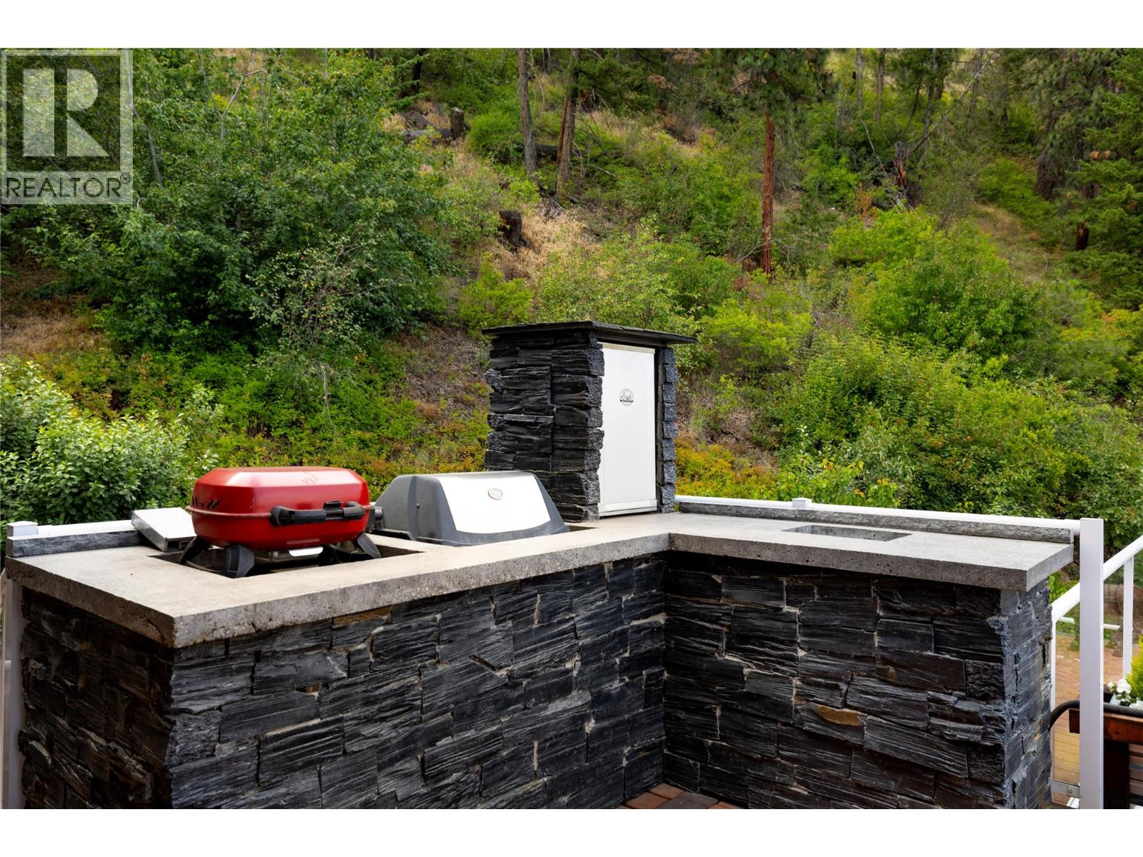 16904 Gatzke Road, Lake Country, British Columbia  V4V 2J1 - Photo 37 - 10377416