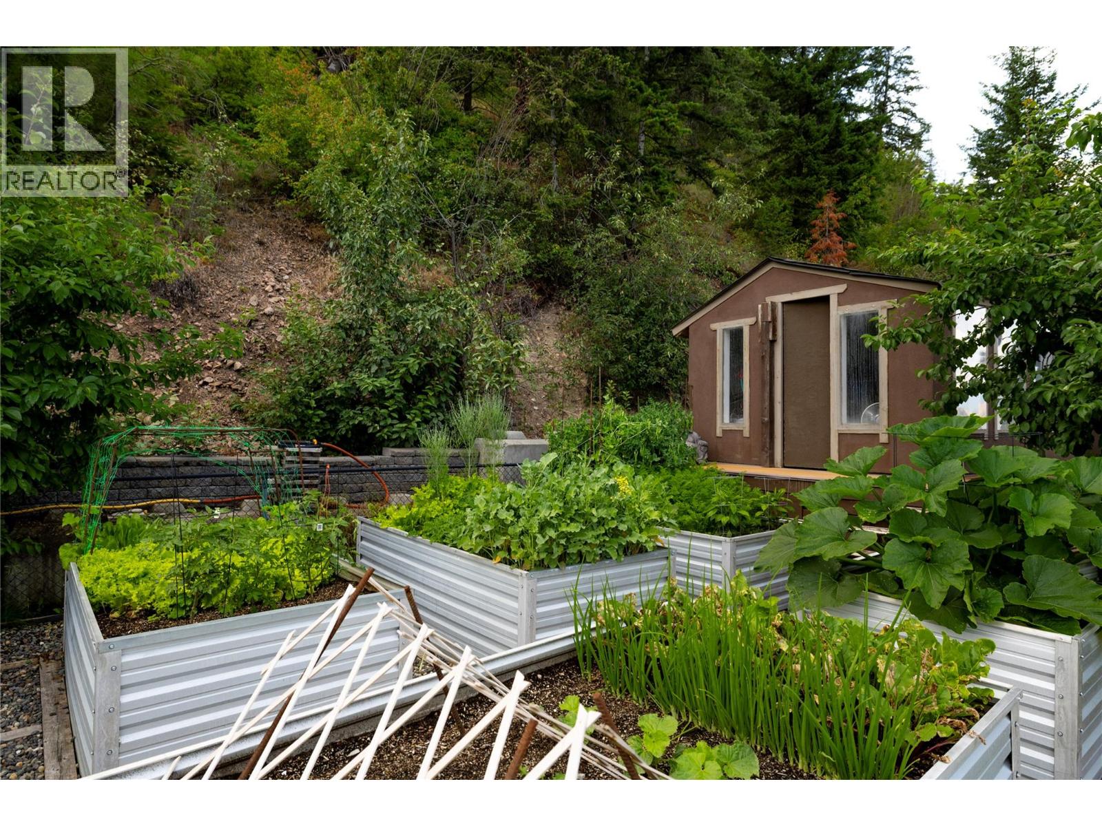 16904 Gatzke Road, Lake Country, British Columbia  V4V 2J1 - Photo 57 - 10377416