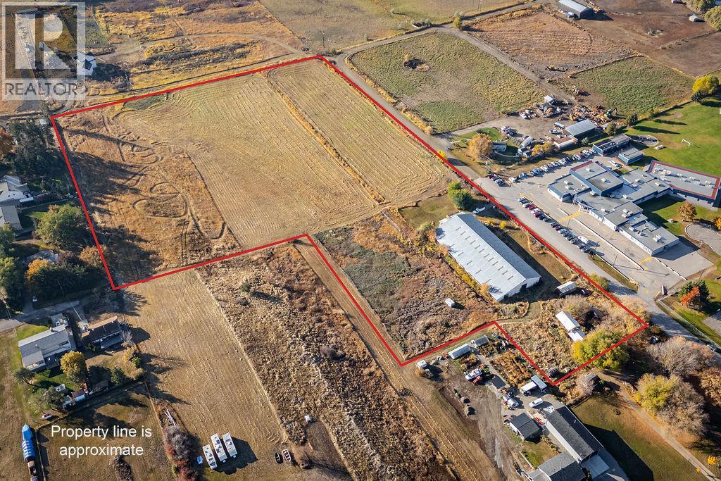 1823 Francis Street, Vernon, British Columbia  V1B 3A5 - Photo 3 - 10377907