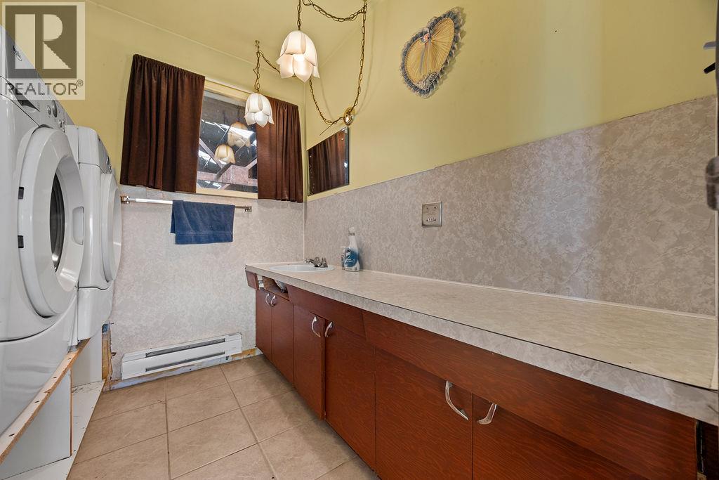 1823 Francis Street, Vernon, British Columbia  V1B 3A5 - Photo 32 - 10377907