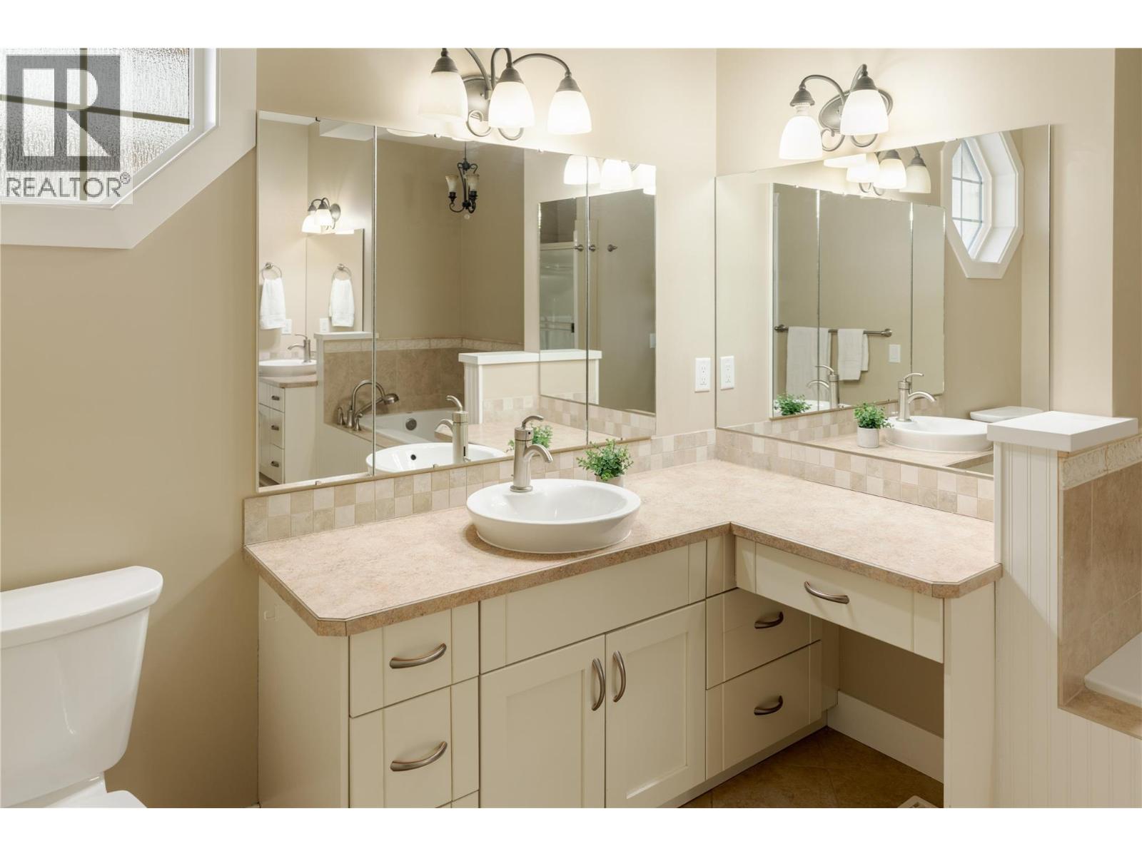 451 Cadder Avenue, Kelowna, British Columbia  V1Y 5N2 - Photo 18 - 10376998