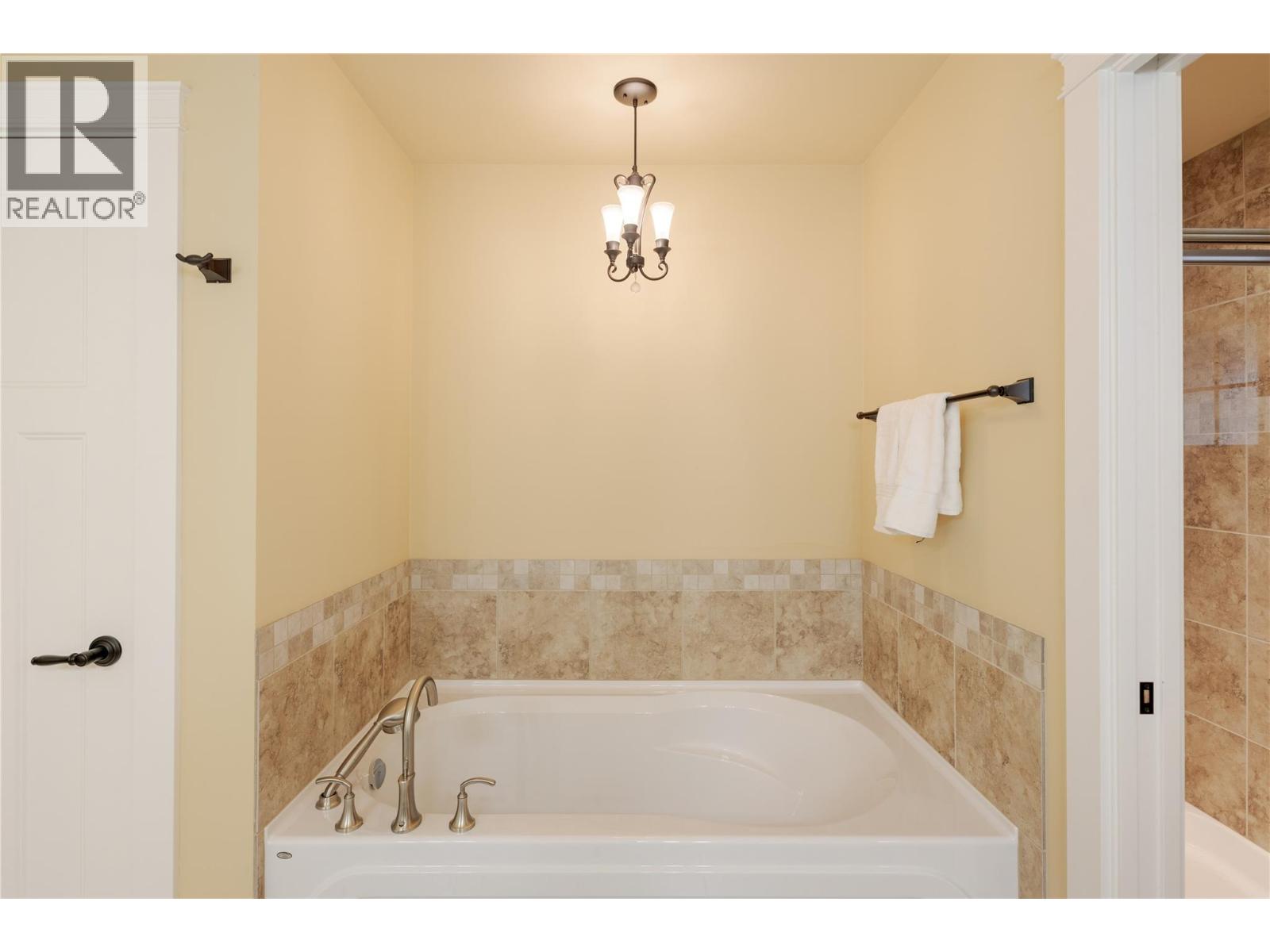 451 Cadder Avenue, Kelowna, British Columbia  V1Y 5N2 - Photo 33 - 10376998