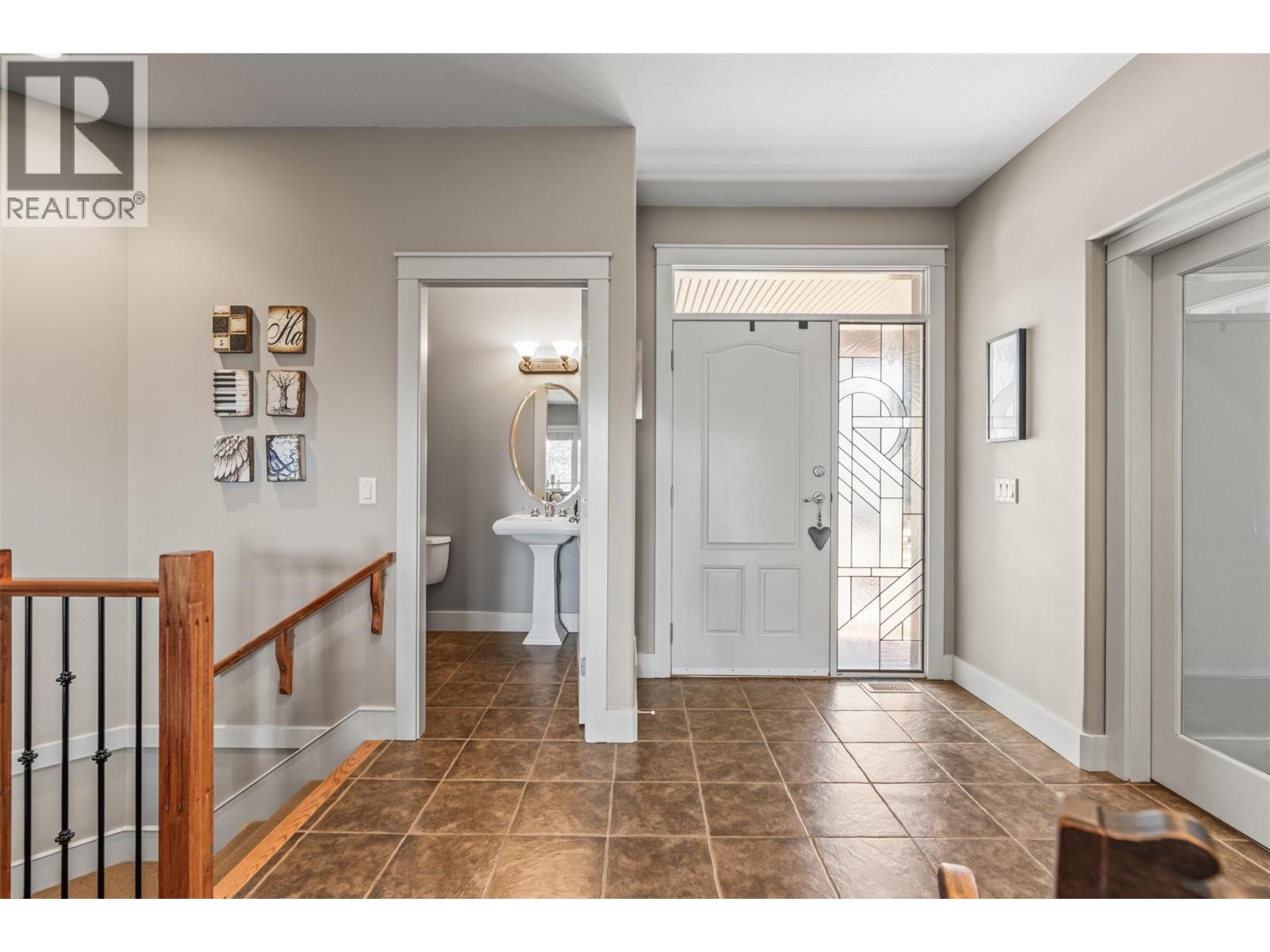 140 Mashie Crescent, Vernon, British Columbia  V1H 1V8 - Photo 6 - 10377467