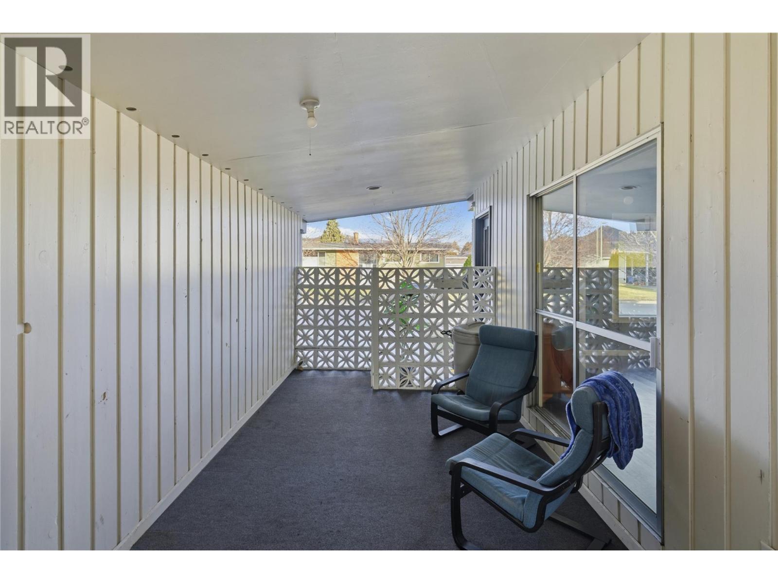 1497 Lombardy Square, Kelowna, British Columbia  V1Y 3S6 - Photo 21 - 10377331