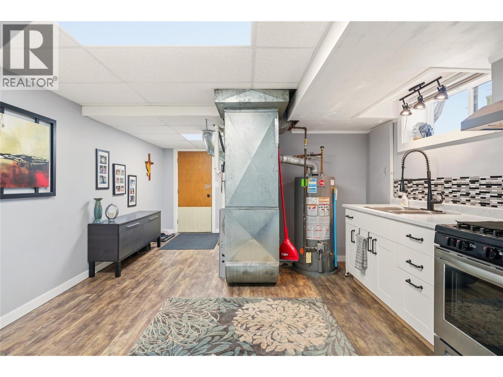 1497 Lombardy Square, Kelowna, British Columbia  V1Y 3S6 - Photo 32 - 10377331