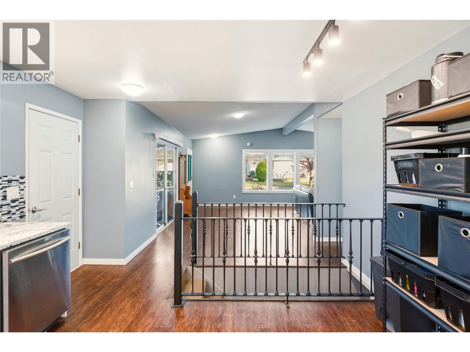 1497 Lombardy Square, Kelowna, British Columbia  V1Y 3S6 - Photo 8 - 10377331