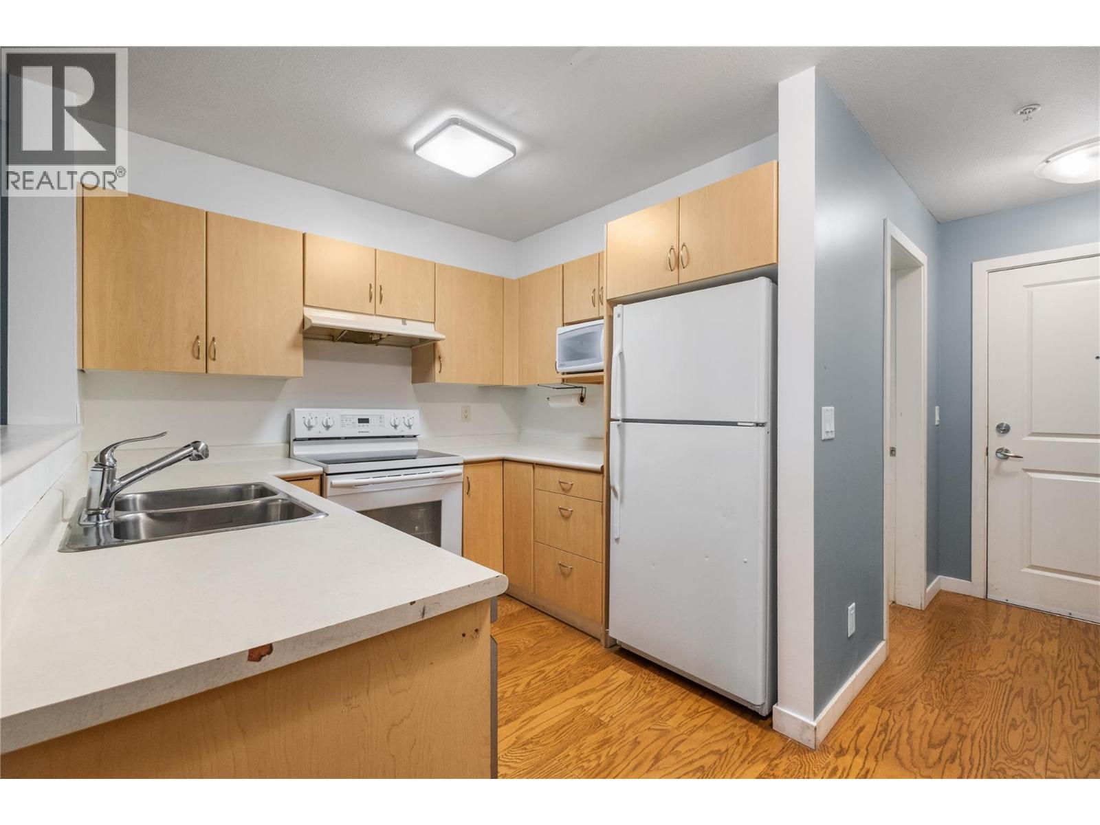 567 Yates Road Unit# 210, Kelowna, British Columbia  V1V 2V4 - Photo 12 - 10377929