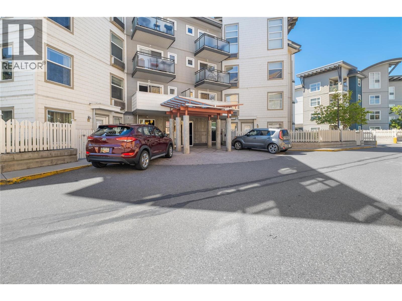 567 Yates Road Unit# 210, Kelowna, British Columbia  V1V 2V4 - Photo 2 - 10377929