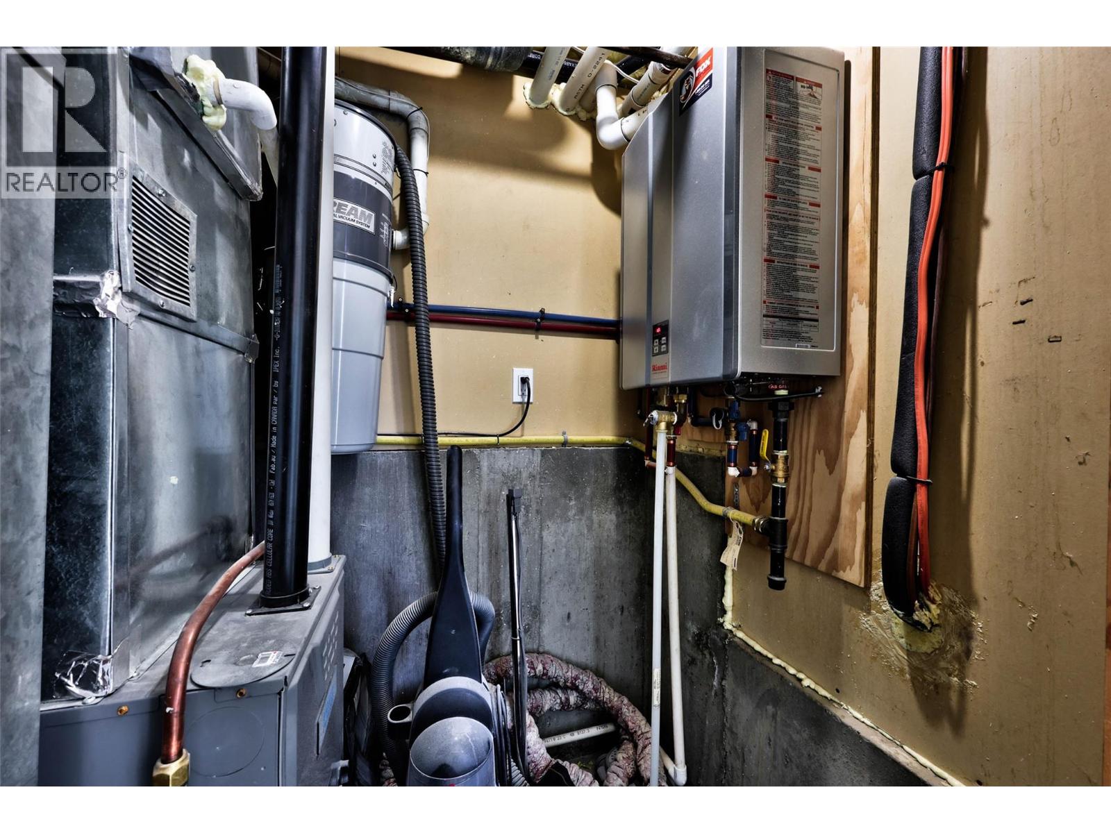 2190 Garymede Drive, Kamloops, British Columbia  V1S 1N9 - Photo 35 - 10377798