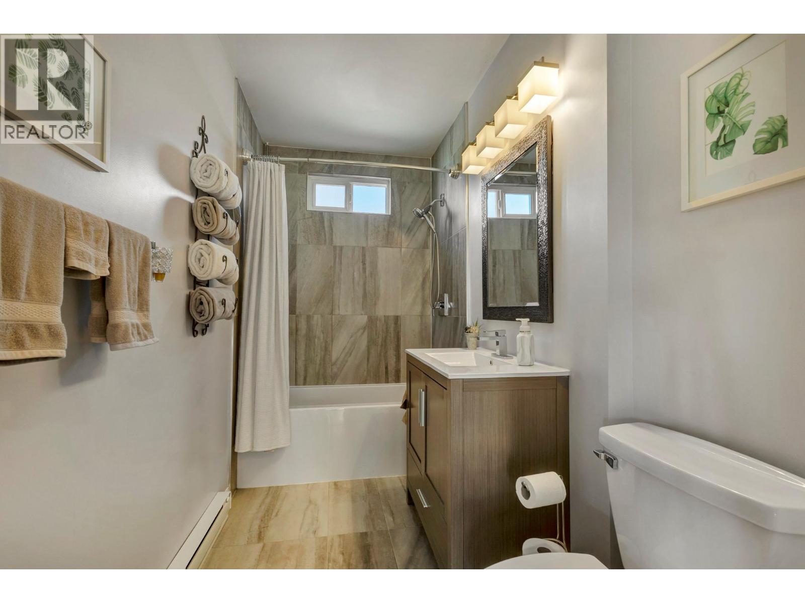 495 White Road, Kelowna, British Columbia  V1X 1G2 - Photo 9 - 10366322