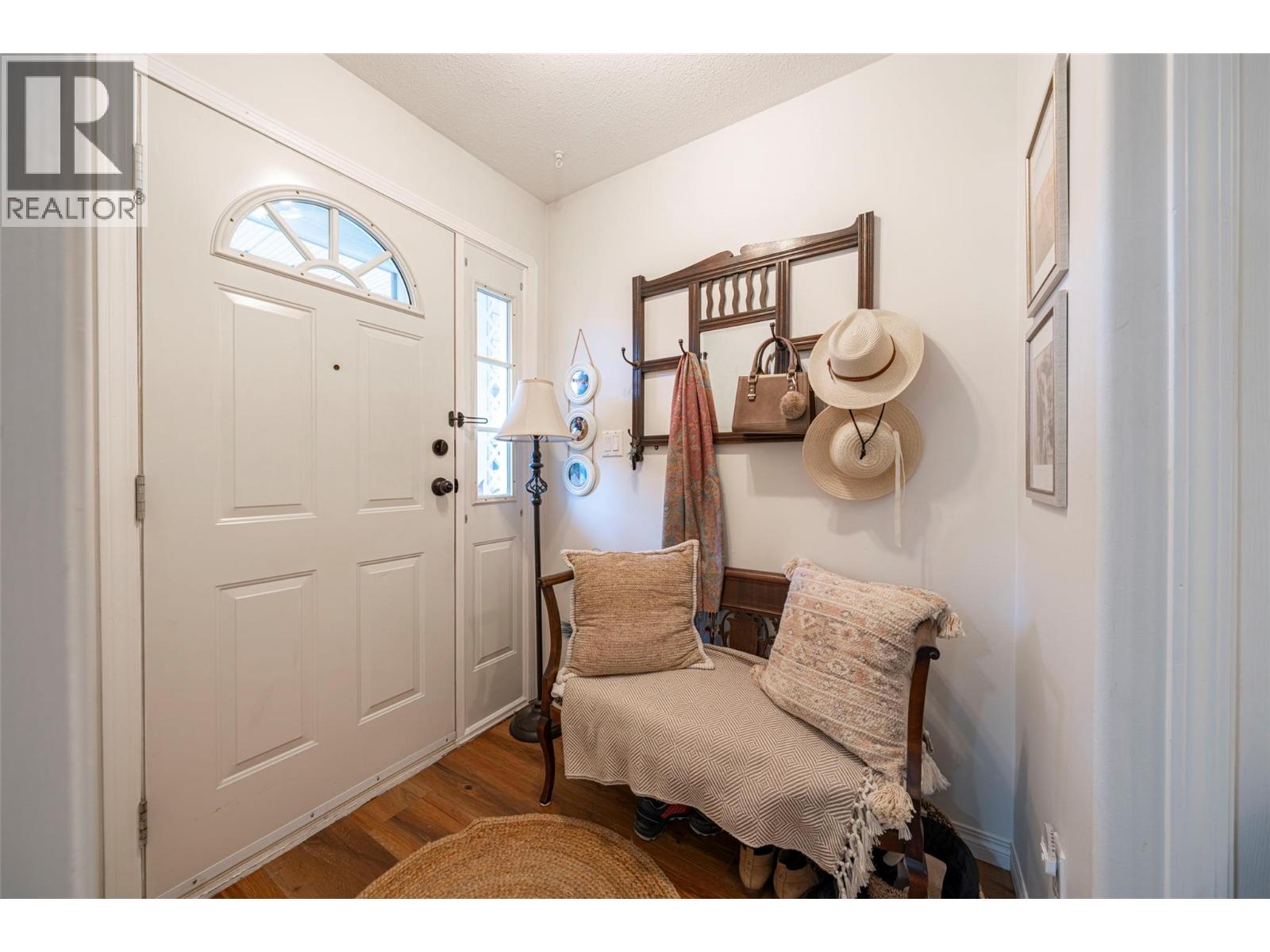 501 Kildonan Avenue Unit# 2, Enderby, British Columbia  V0E 1V2 - Photo 2 - 10377903