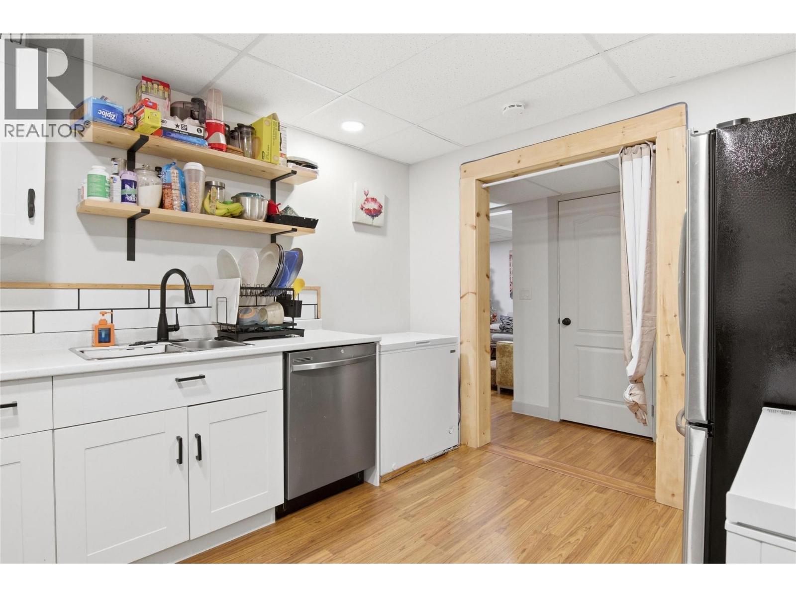 1225 Copperhead Drive, Kamloops, British Columbia  V2E 0A1 - Photo 25 - 10377905