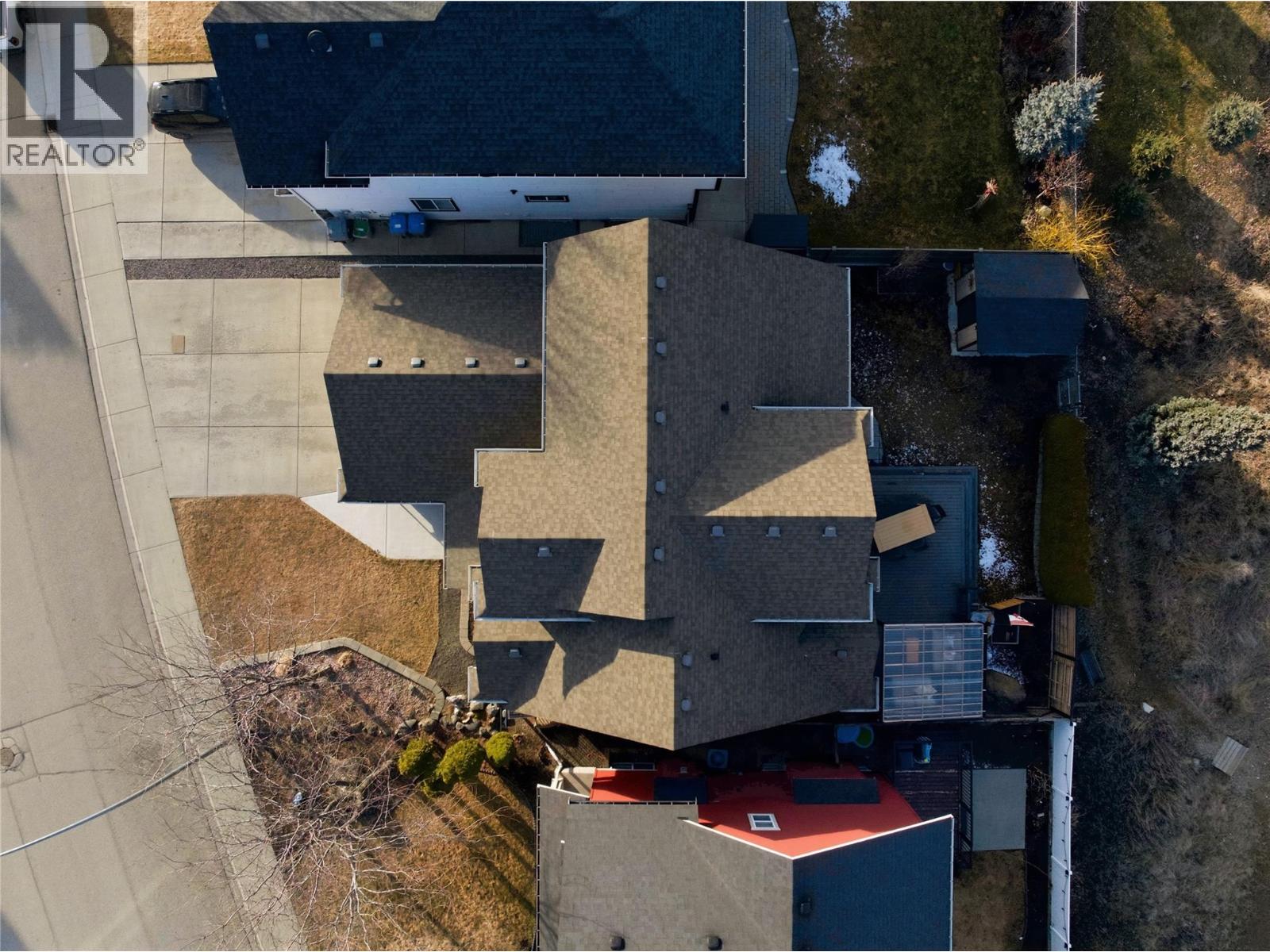 1225 Copperhead Drive, Kamloops, British Columbia  V2E 0A1 - Photo 36 - 10377905