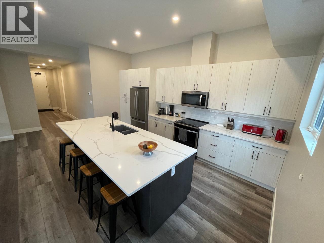 3313 Wilson Street Unit# 213, Penticton, British Columbia  V2A 8J3 - Photo 8 - 10377356