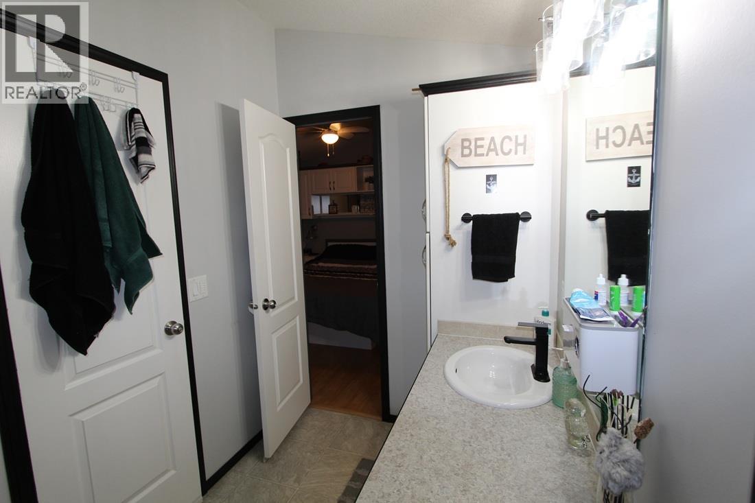 3980 Squilax Anglemont Road Unit# 232, Scotch Creek, British Columbia  V0E 1M5 - Photo 12 - 10377849