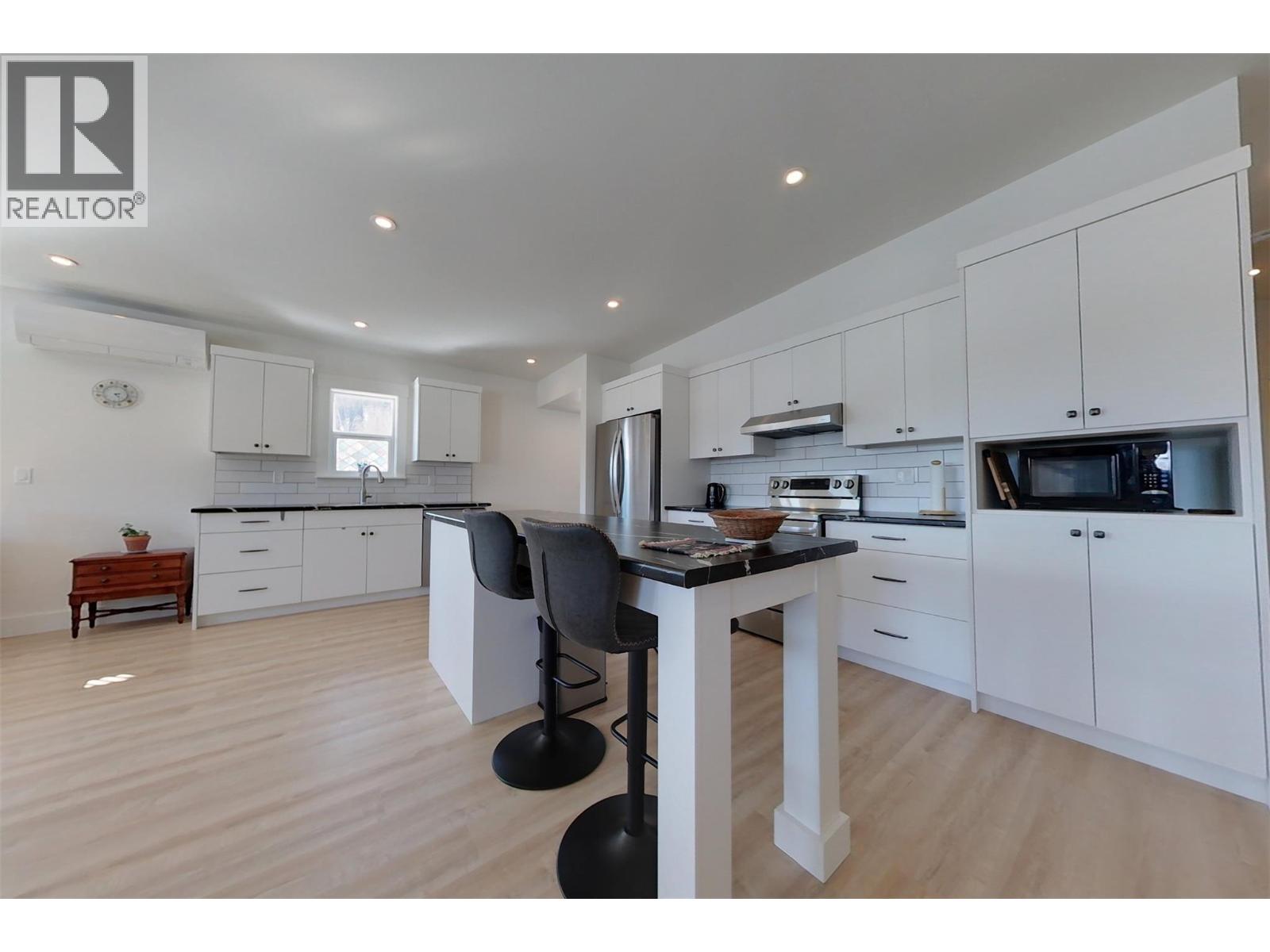 451 Archibald Street Unit# 201, Kimberley, British Columbia  V1A 1N2 - Photo 14 - 10377835