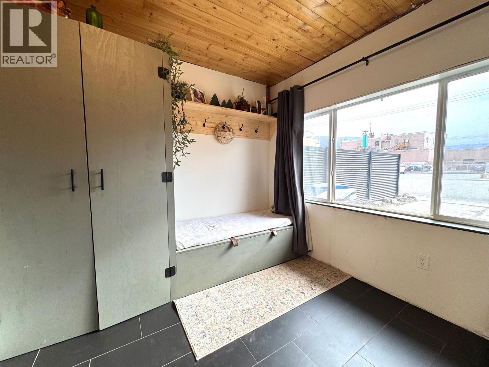 1963 Granite Avenue, Merritt, British Columbia  V1K 1B8 - Photo 12 - 10377807