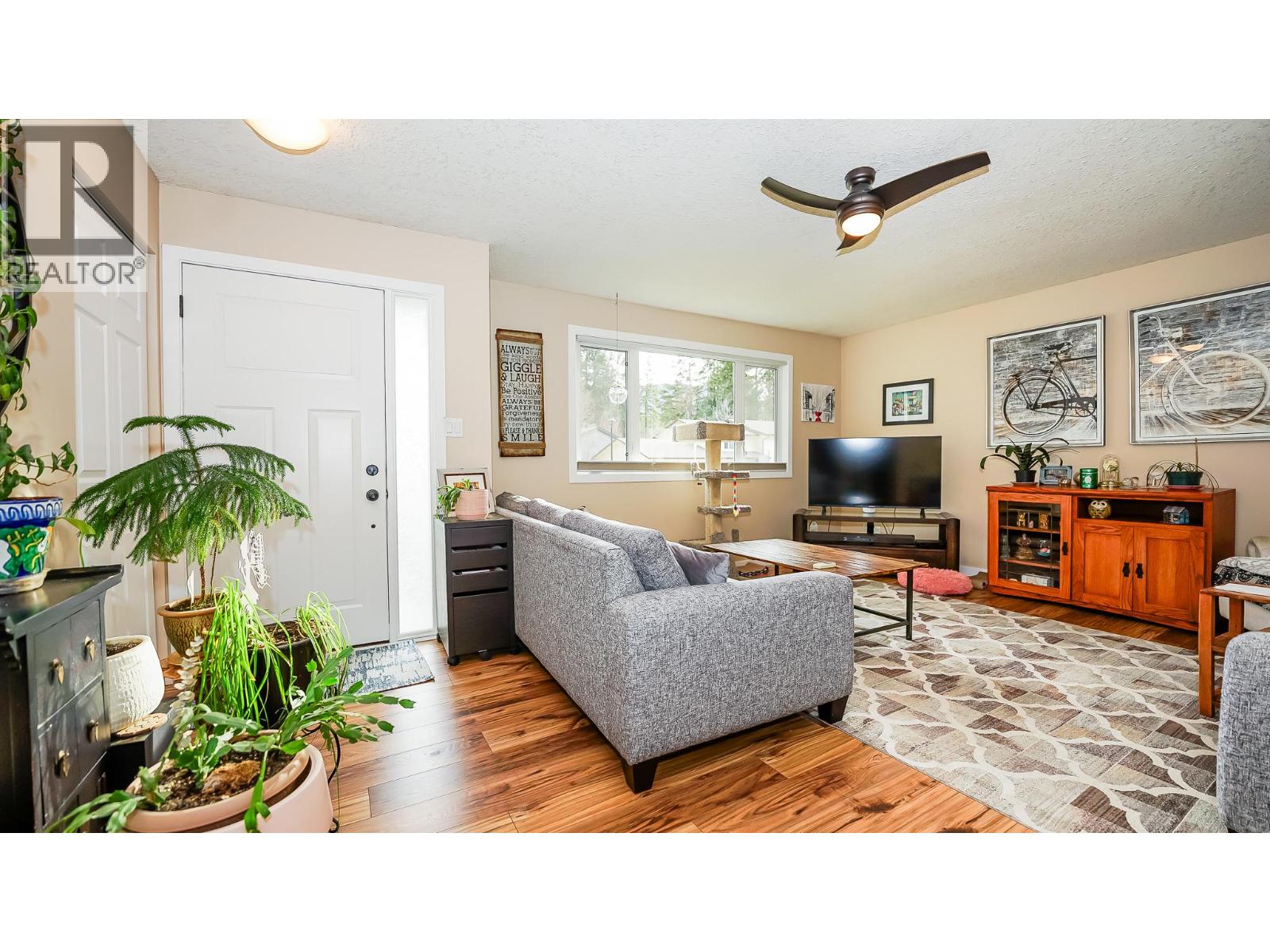 3451 7 Avenue Se, Salmon Arm, British Columbia  V1E 2C4 - Photo 6 - 10377936