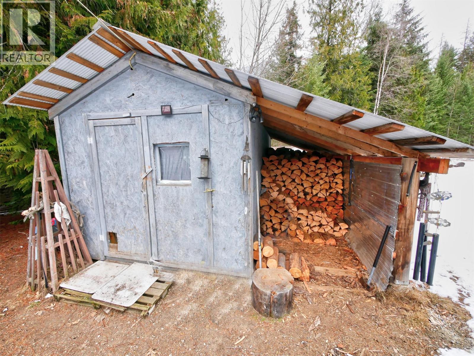 120 Burton Cross Road, Burton, British Columbia  V0G 1R0 - Photo 17 - 10377925