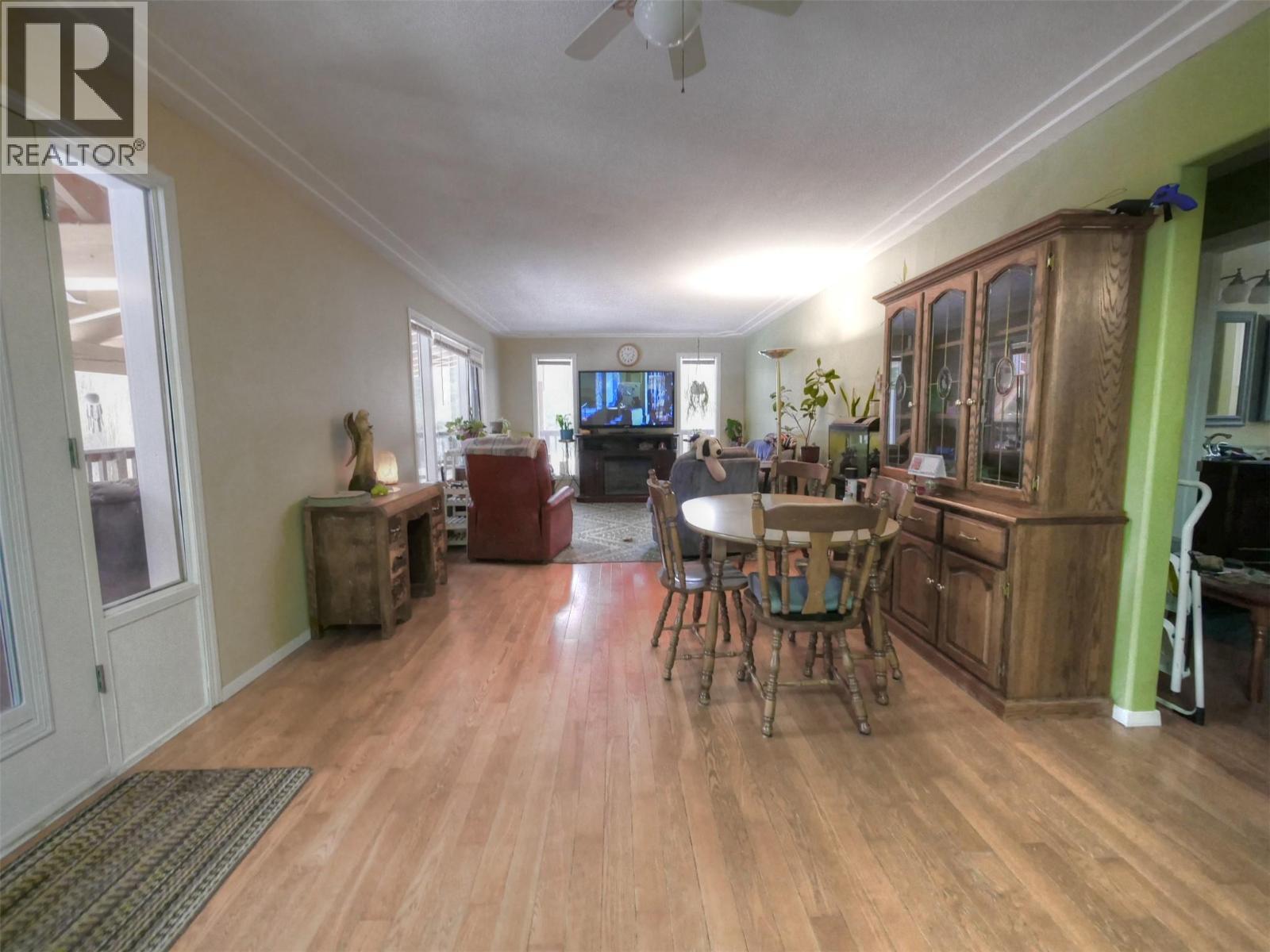 120 Burton Cross Road, Burton, British Columbia  V0G 1R0 - Photo 5 - 10377925