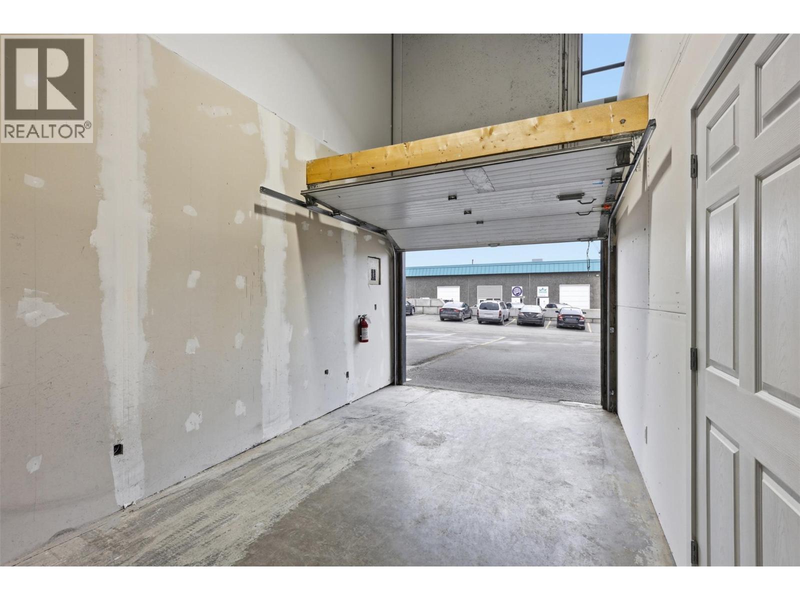 962 Laval Crescent Unit# 4, Kamloops, British Columbia  V2C 5P5 - Photo 16 - 10377268