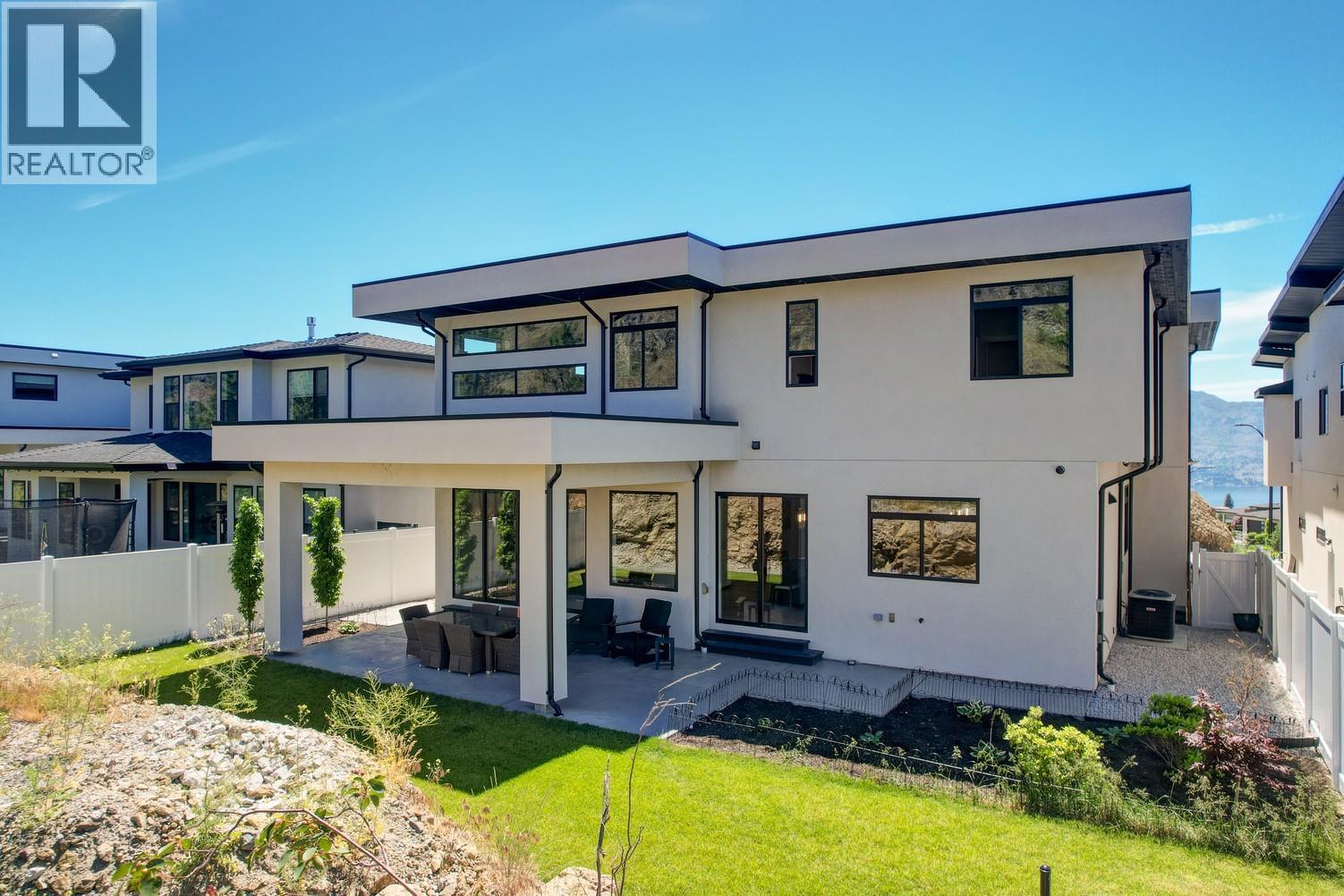 1556 Cabernet Way, West Kelowna, British Columbia  V4T 0E1 - Photo 2 - 10377810