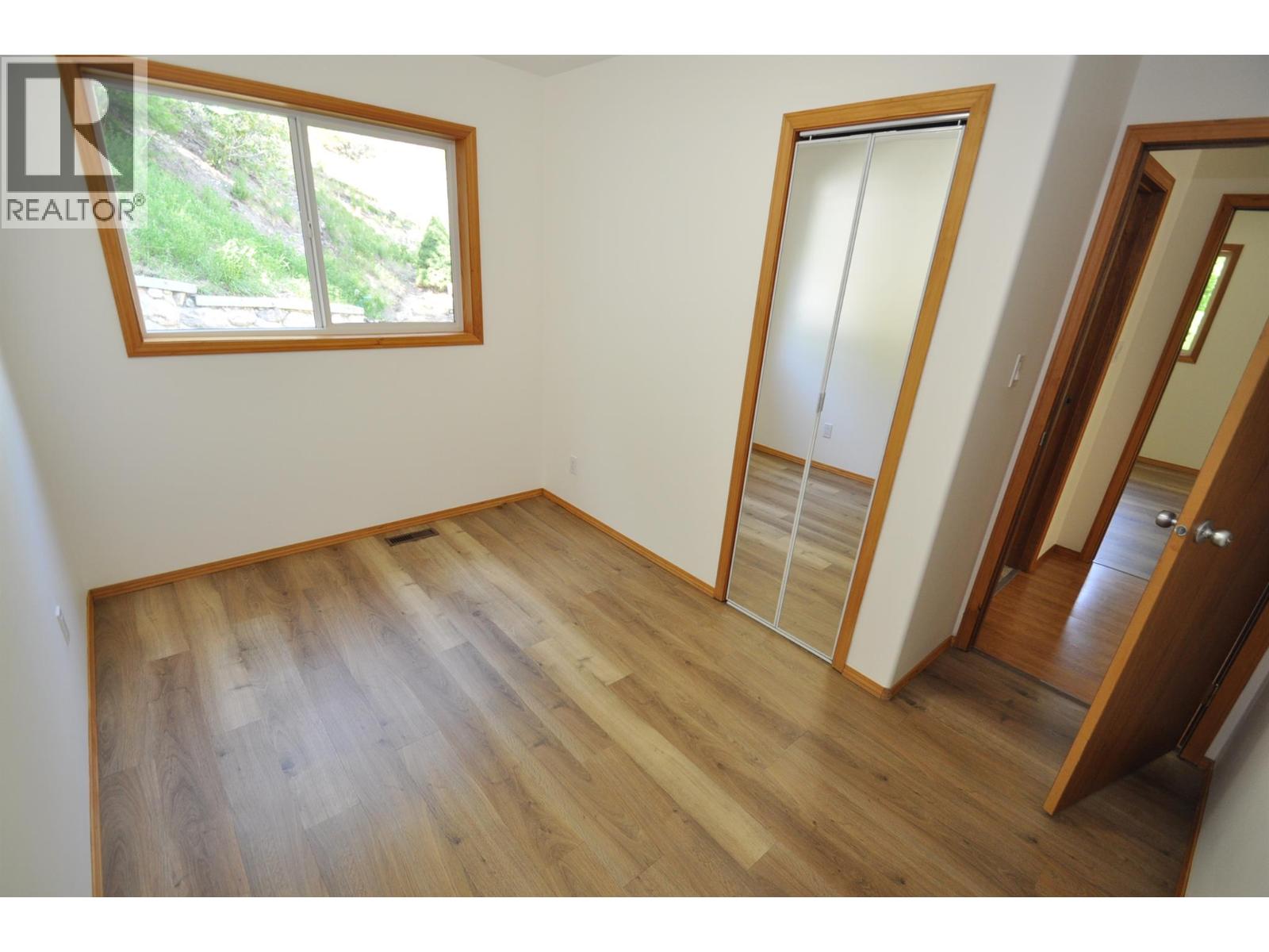 8917 Meadow Street, Balfour, British Columbia  V0G 1C0 - Photo 25 - 10377978