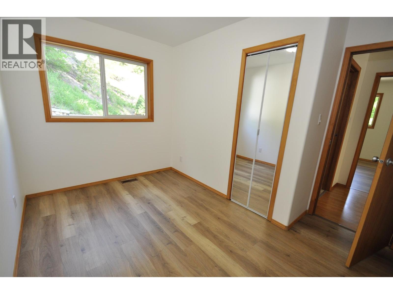 8917 Meadow Street, Balfour, British Columbia  V0G 1C0 - Photo 26 - 10377978