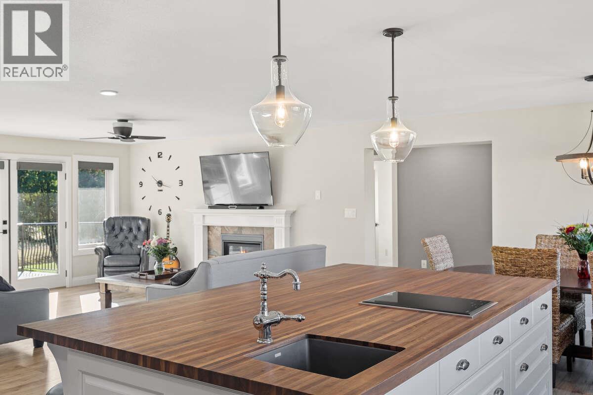 945 Simms Road, Kamloops, British Columbia  V0E 2A0 - Photo 15 - 10377979