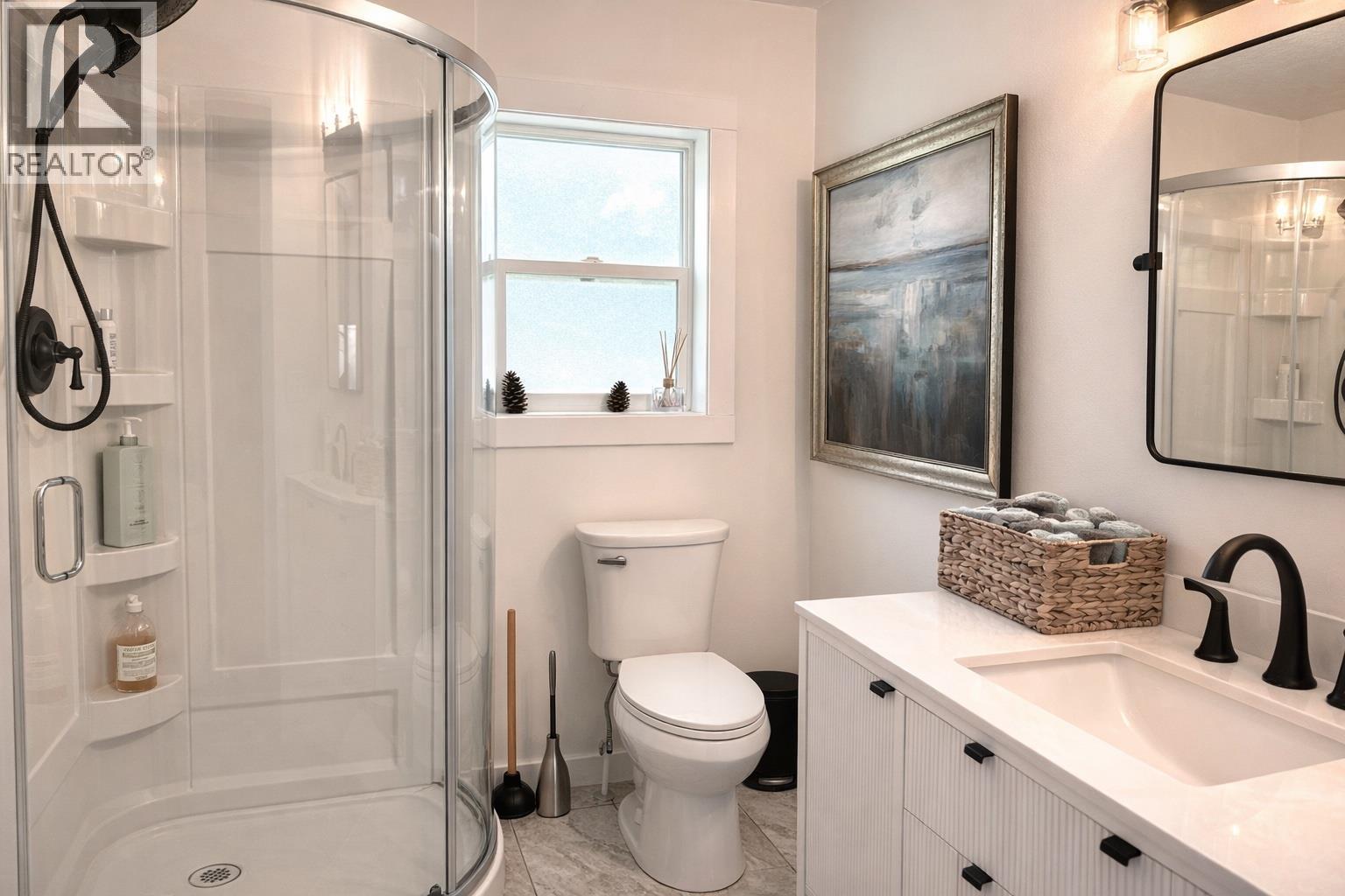 187 Sugar Lake Road, Cherryville, British Columbia  V0E 2G2 - Photo 8 - 10377960