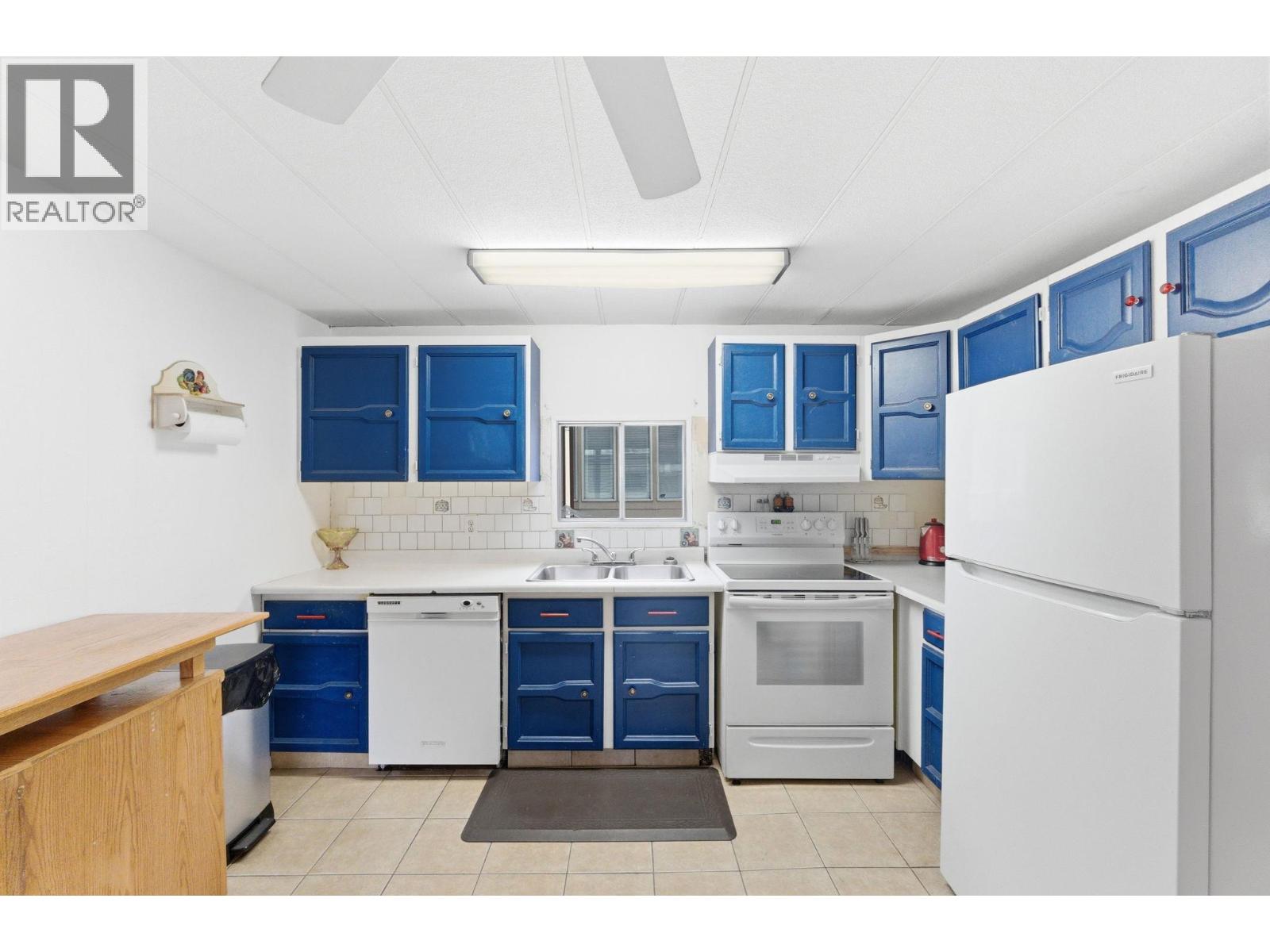 1999 97 Highway S Unit# 197, Kelowna, British Columbia  V1Z 1B2 - Photo 10 - 10377851