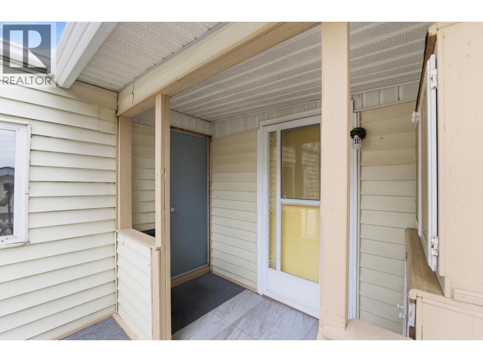 1999 97 Highway S Unit# 197, Kelowna, British Columbia  V1Z 1B2 - Photo 31 - 10377851